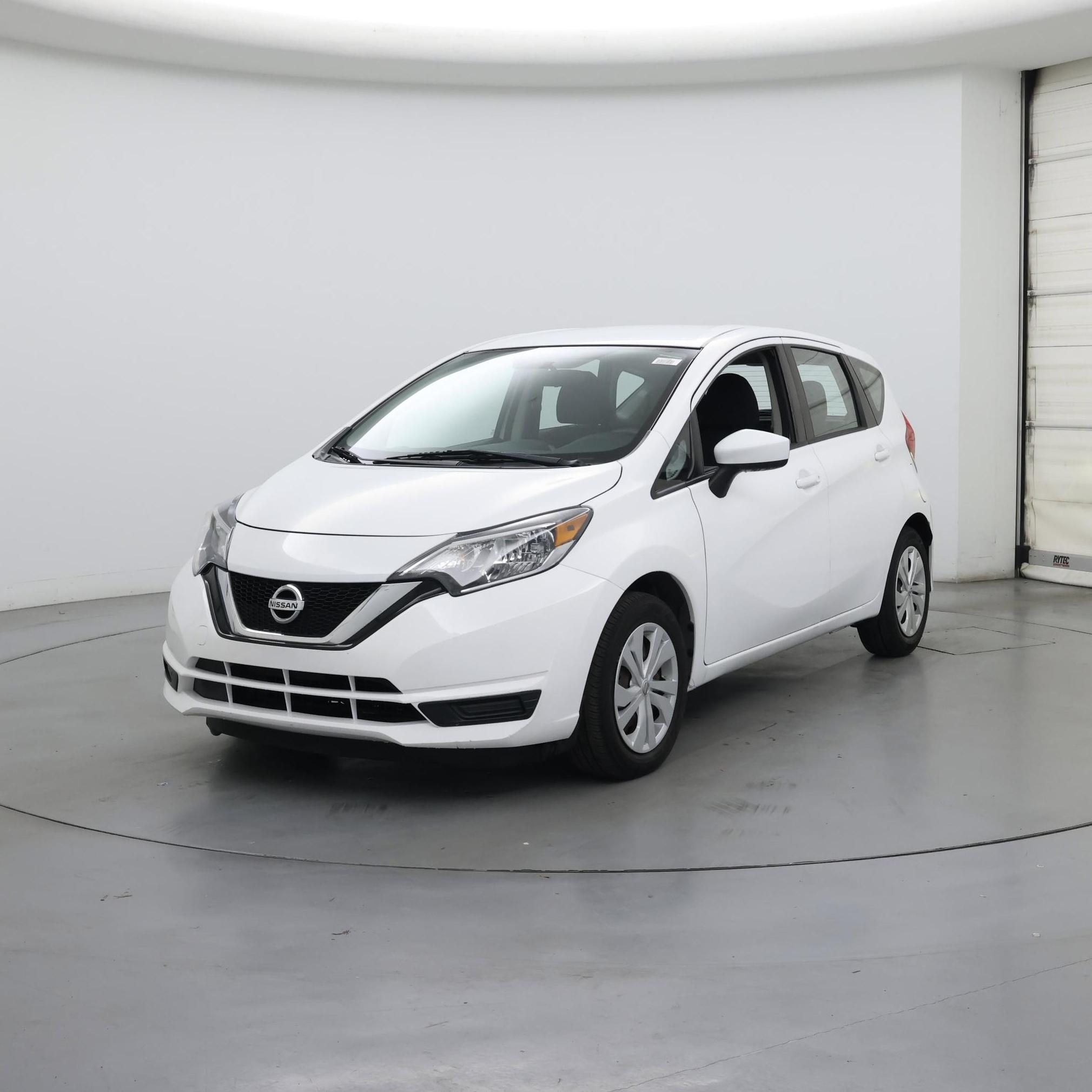 Thumbnail: 2017 Nissan Versa Note - 4