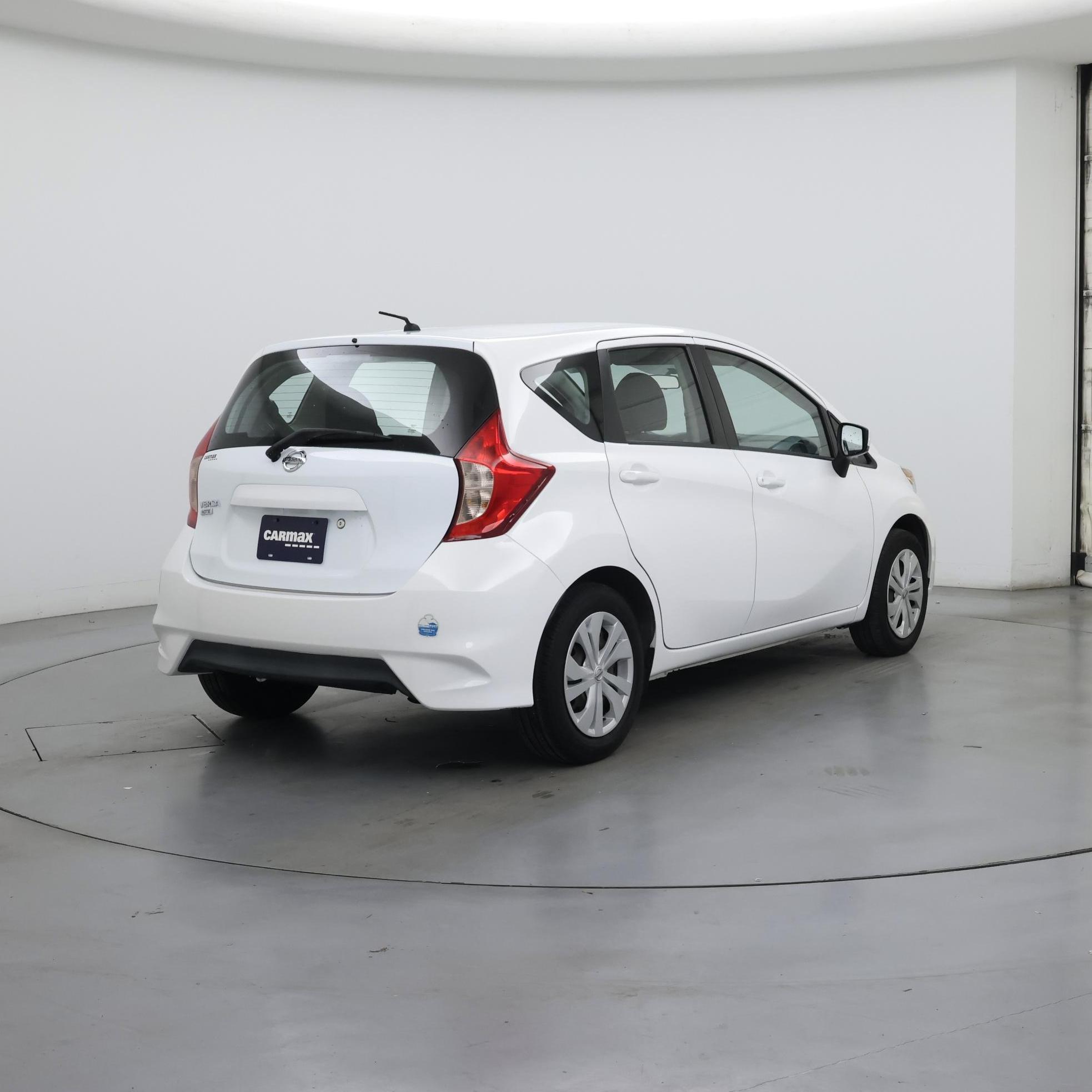 Thumbnail: 2017 Nissan Versa Note - 8
