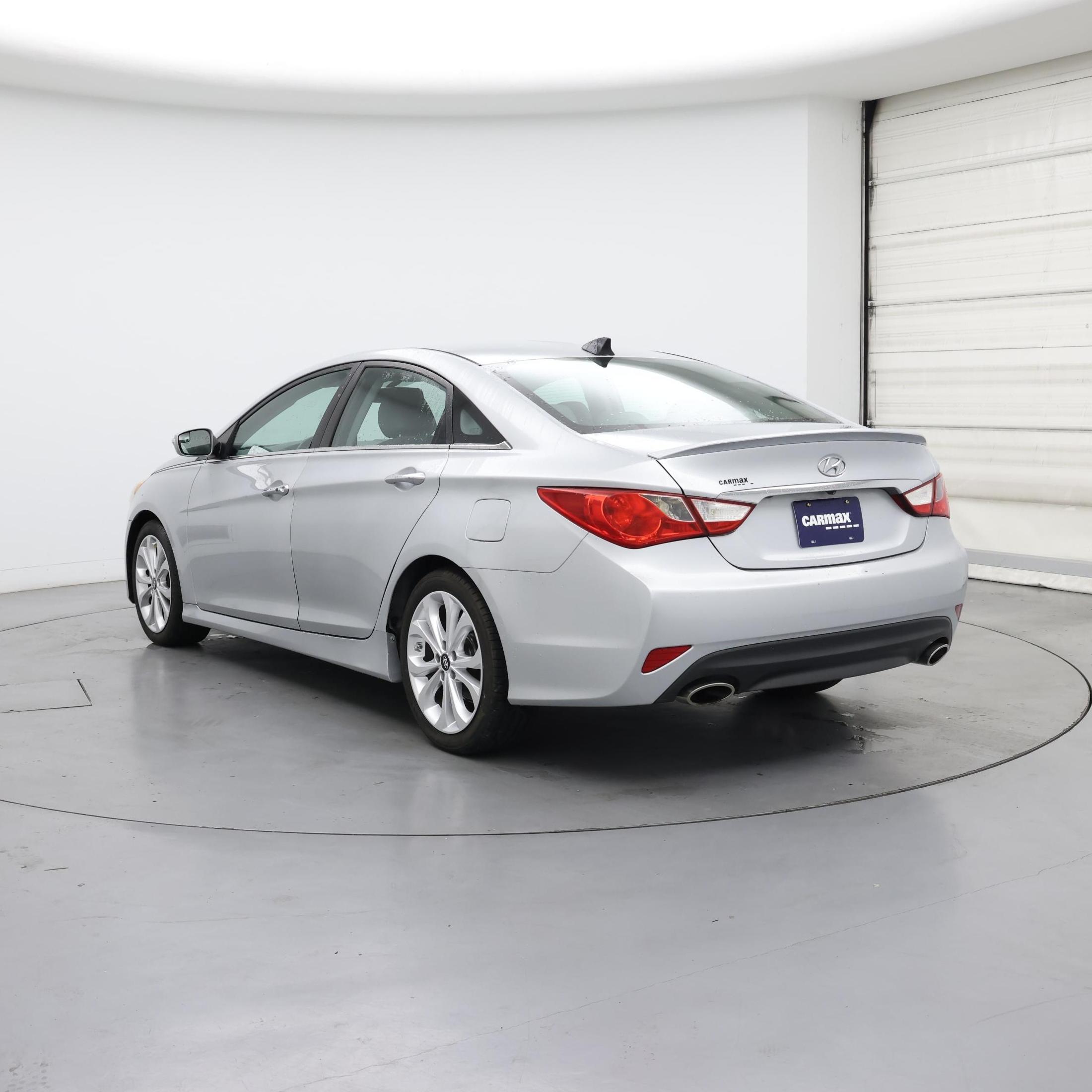 Thumbnail: 2014 Hyundai Sonata - 2