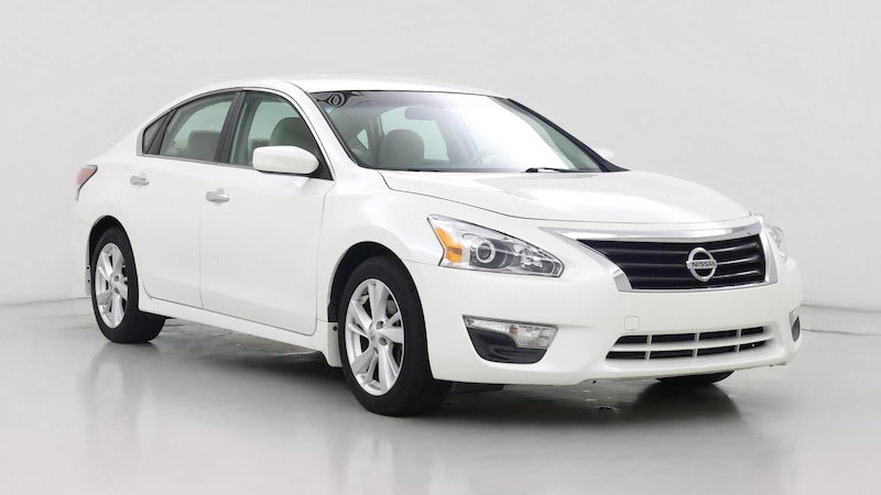 2014 Nissan Altima SV Hero Image