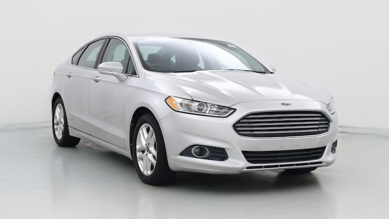 2013 Ford Fusion SE Hero Image