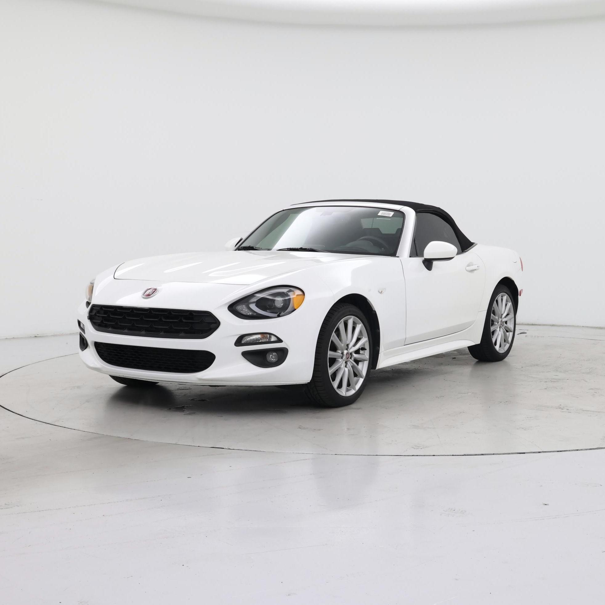 Thumbnail: 2018 Fiat 124 Spider - 4