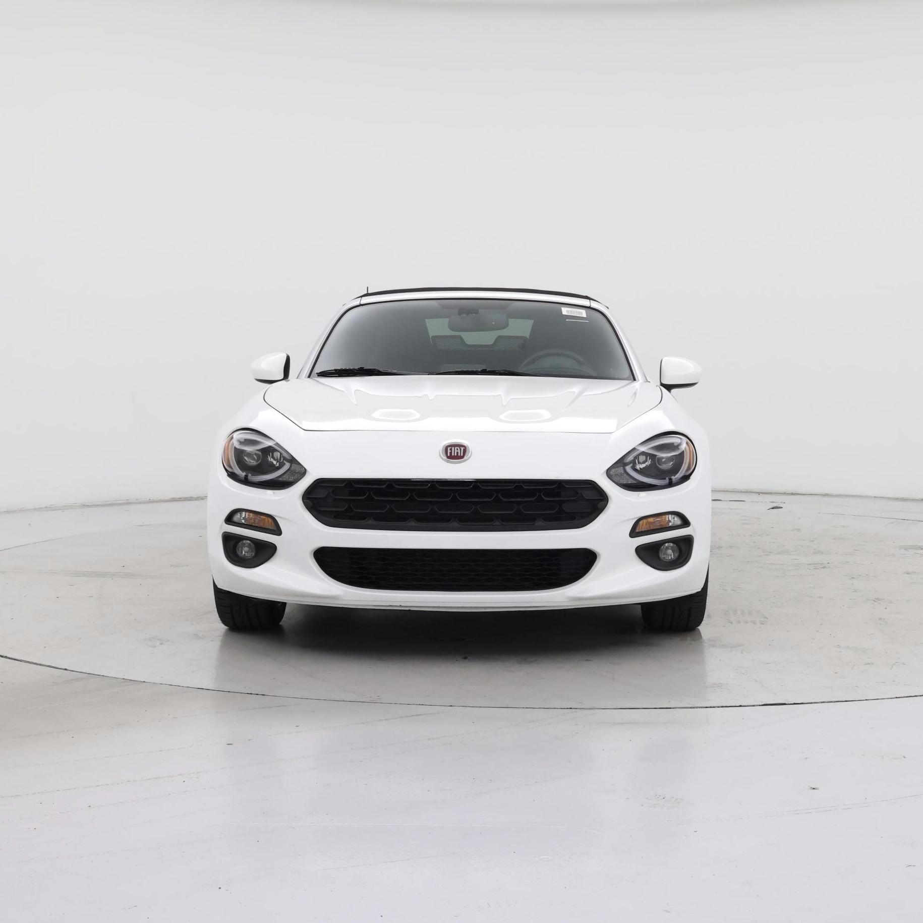 Thumbnail: 2018 Fiat 124 Spider - 5