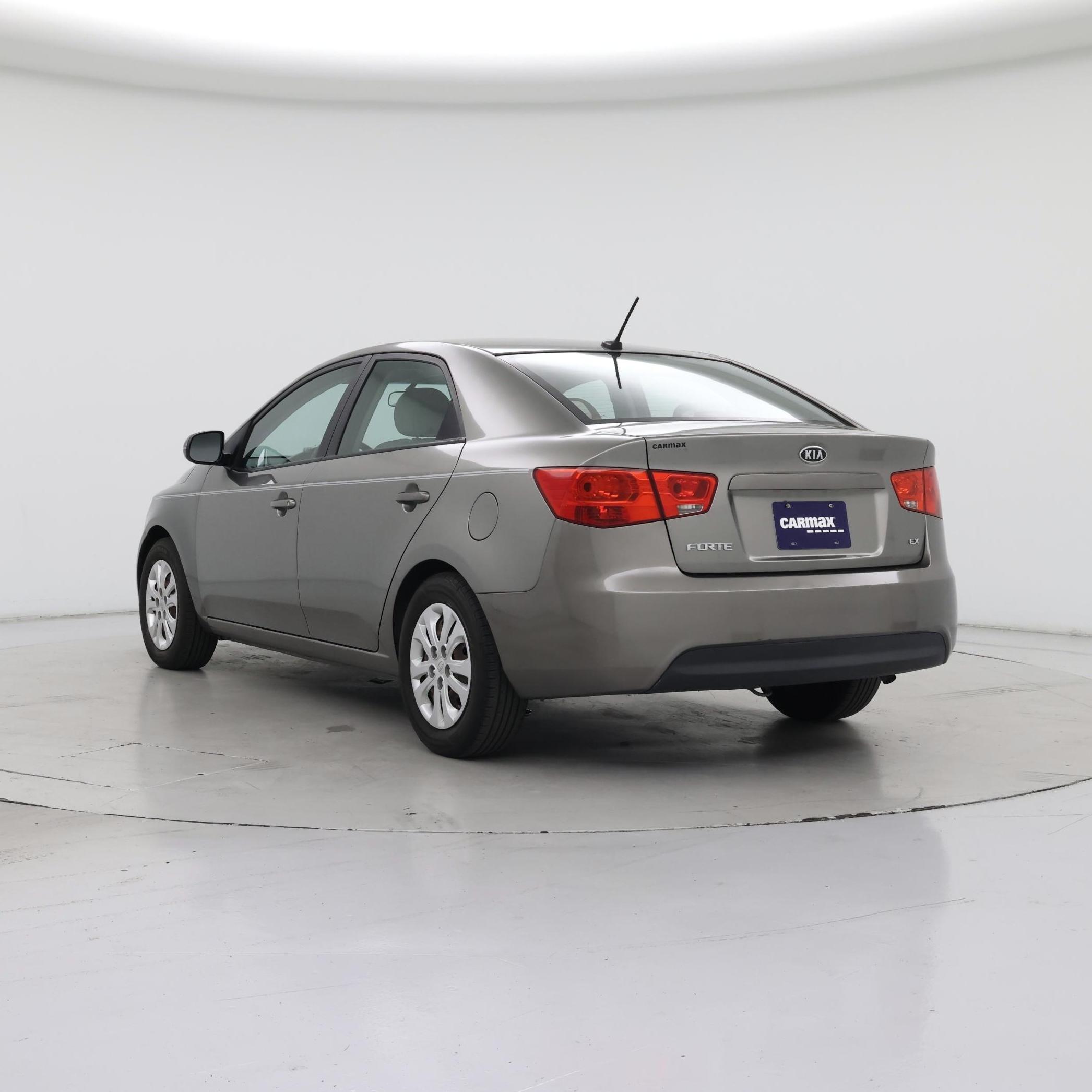 Thumbnail: 2013 Kia Forte - 2