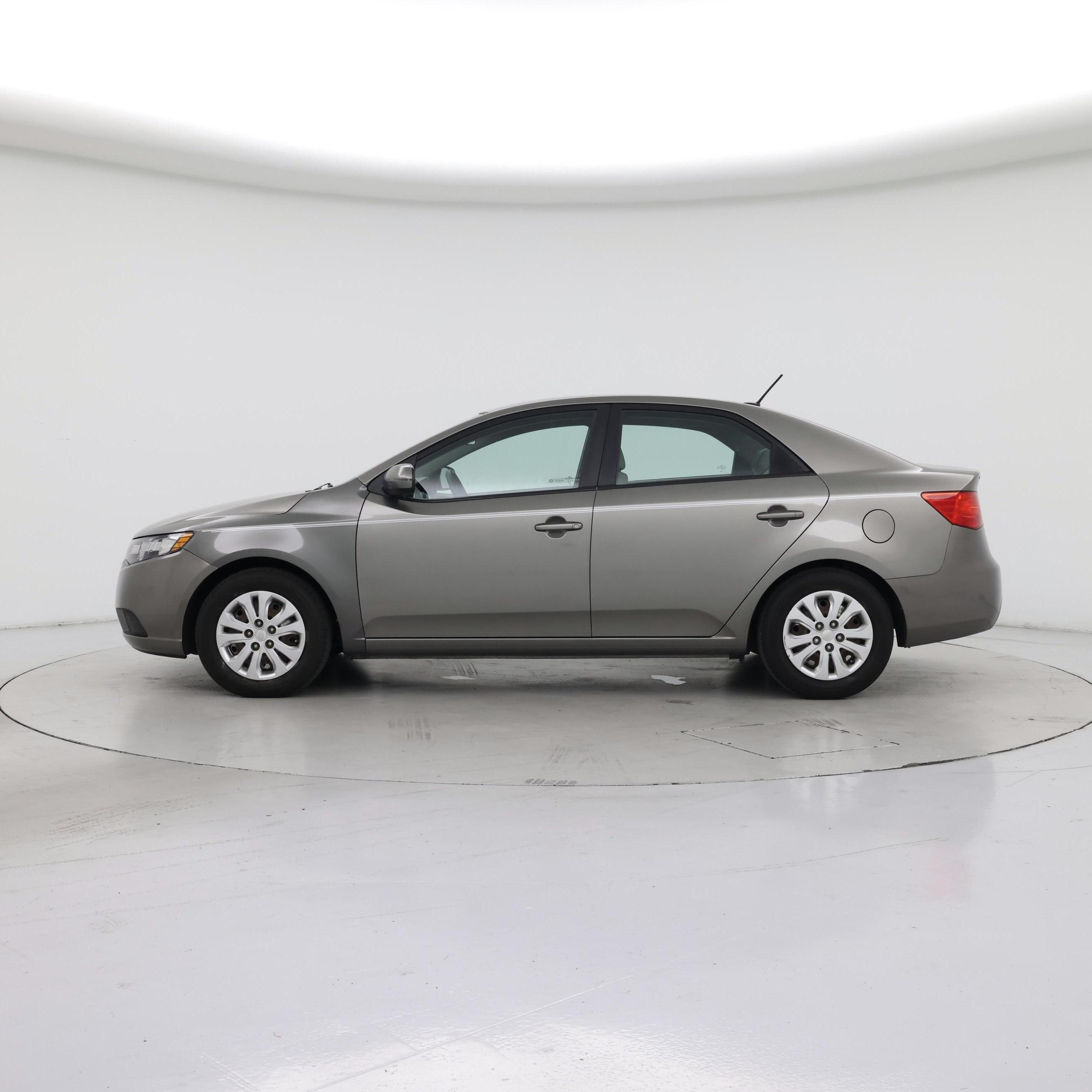 Thumbnail: 2013 Kia Forte - 3