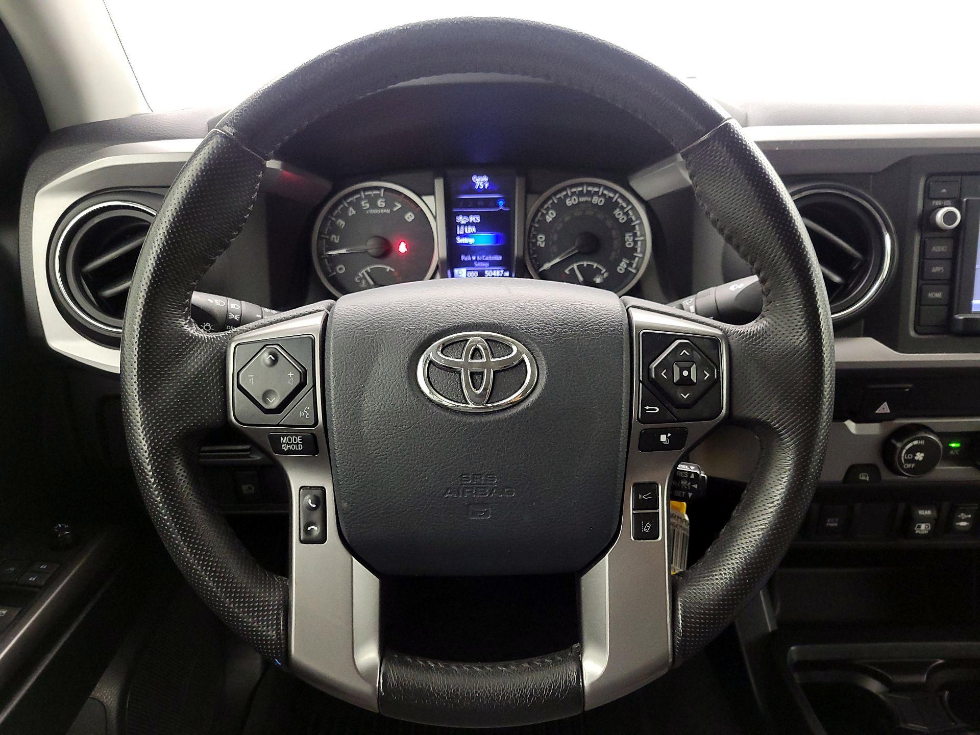 Thumbnail: 2019 Toyota Tacoma - 10