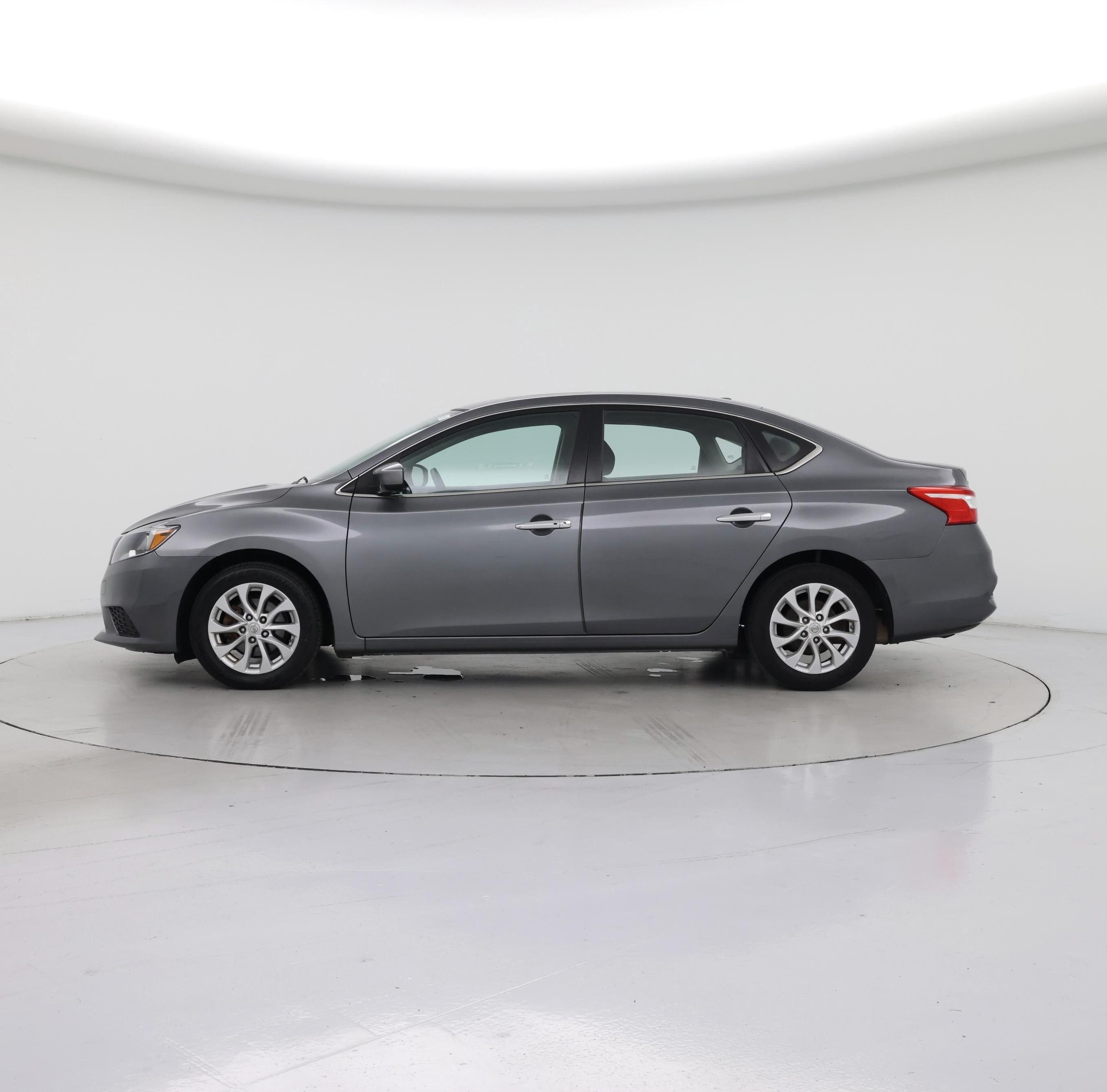 Thumbnail: 2017 Nissan Sentra - 3