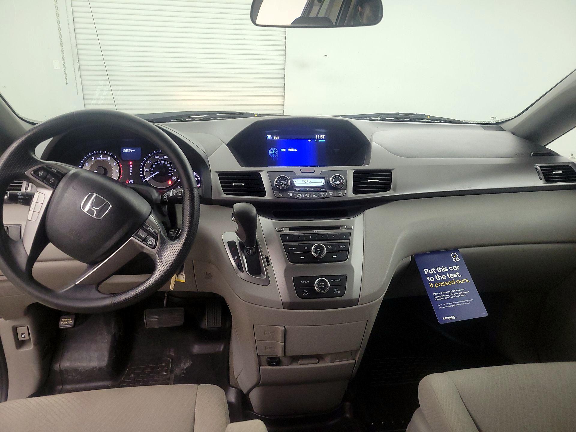 Thumbnail: 2015 Honda Odyssey - 9