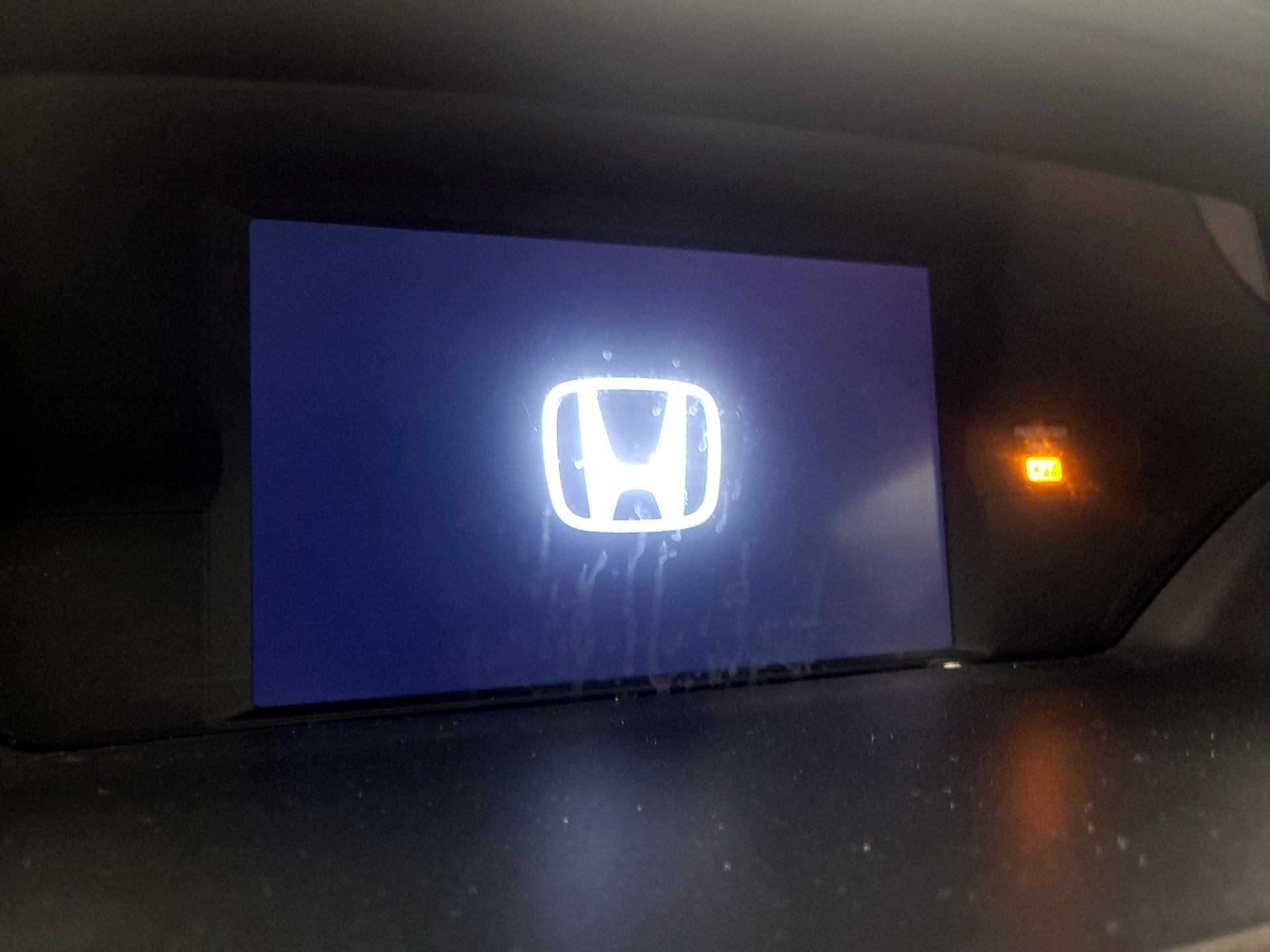 Thumbnail: 2015 Honda Odyssey - 15