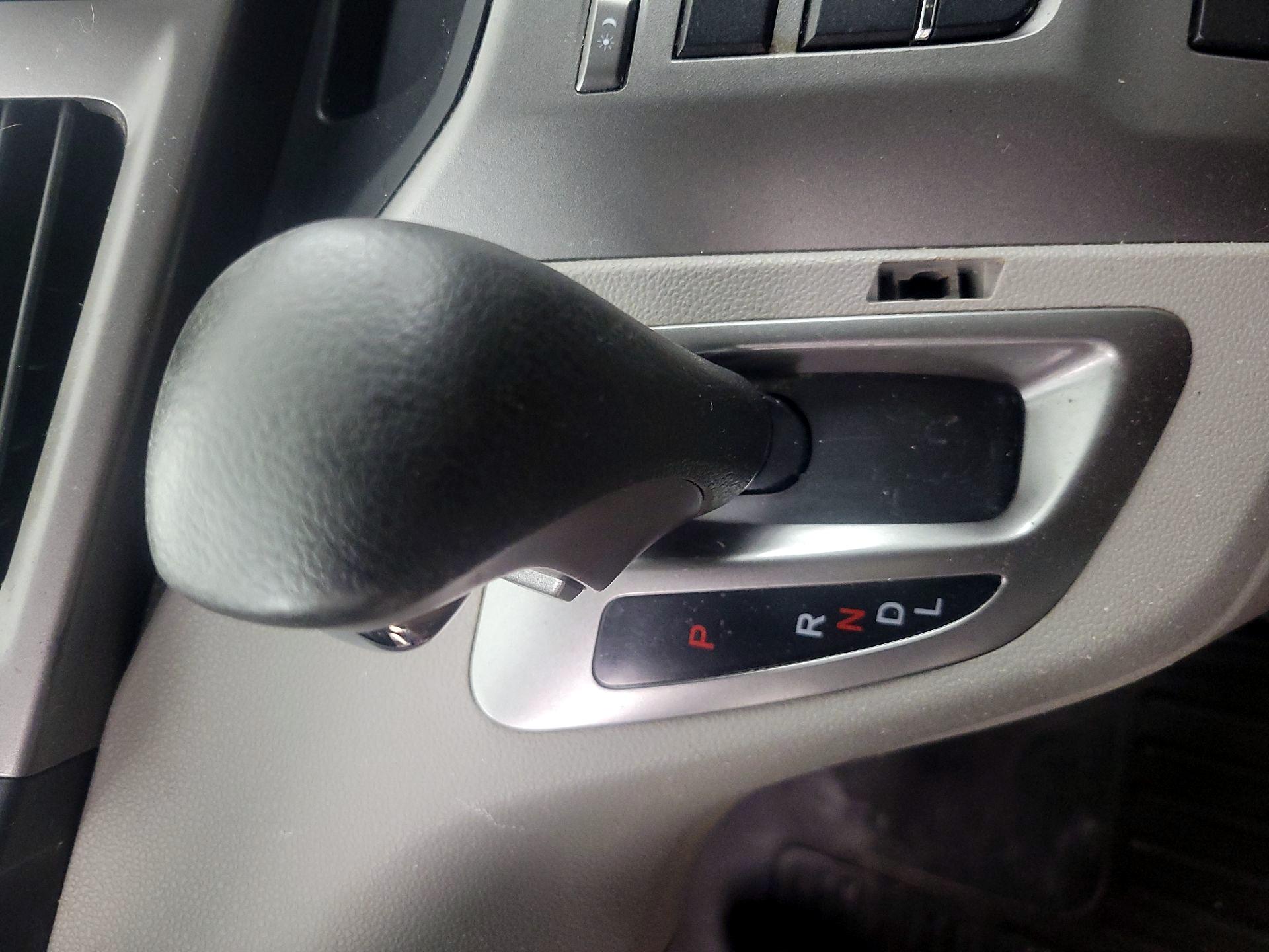 Thumbnail: 2015 Honda Odyssey - 17
