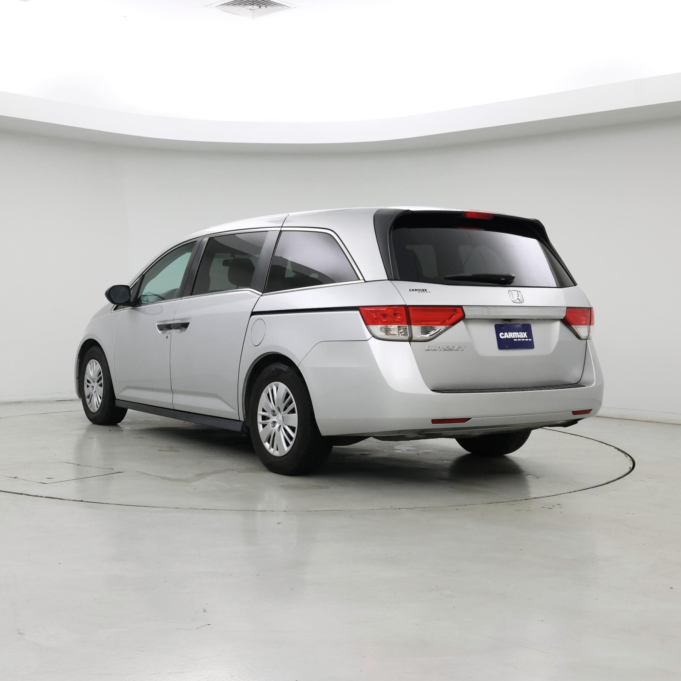 Thumbnail: 2015 Honda Odyssey - 2