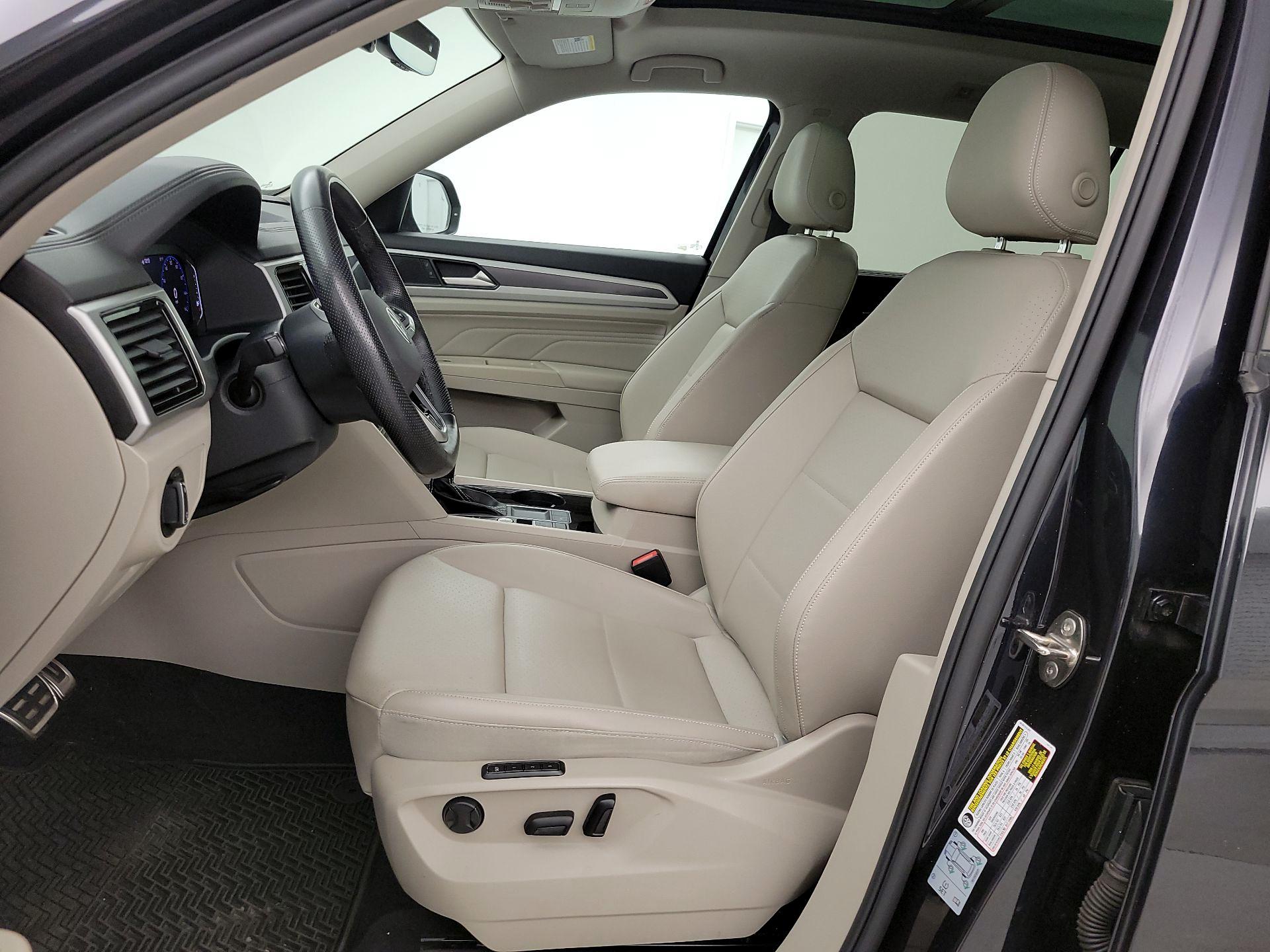 Thumbnail: 2021 Volkswagen Atlas - 11