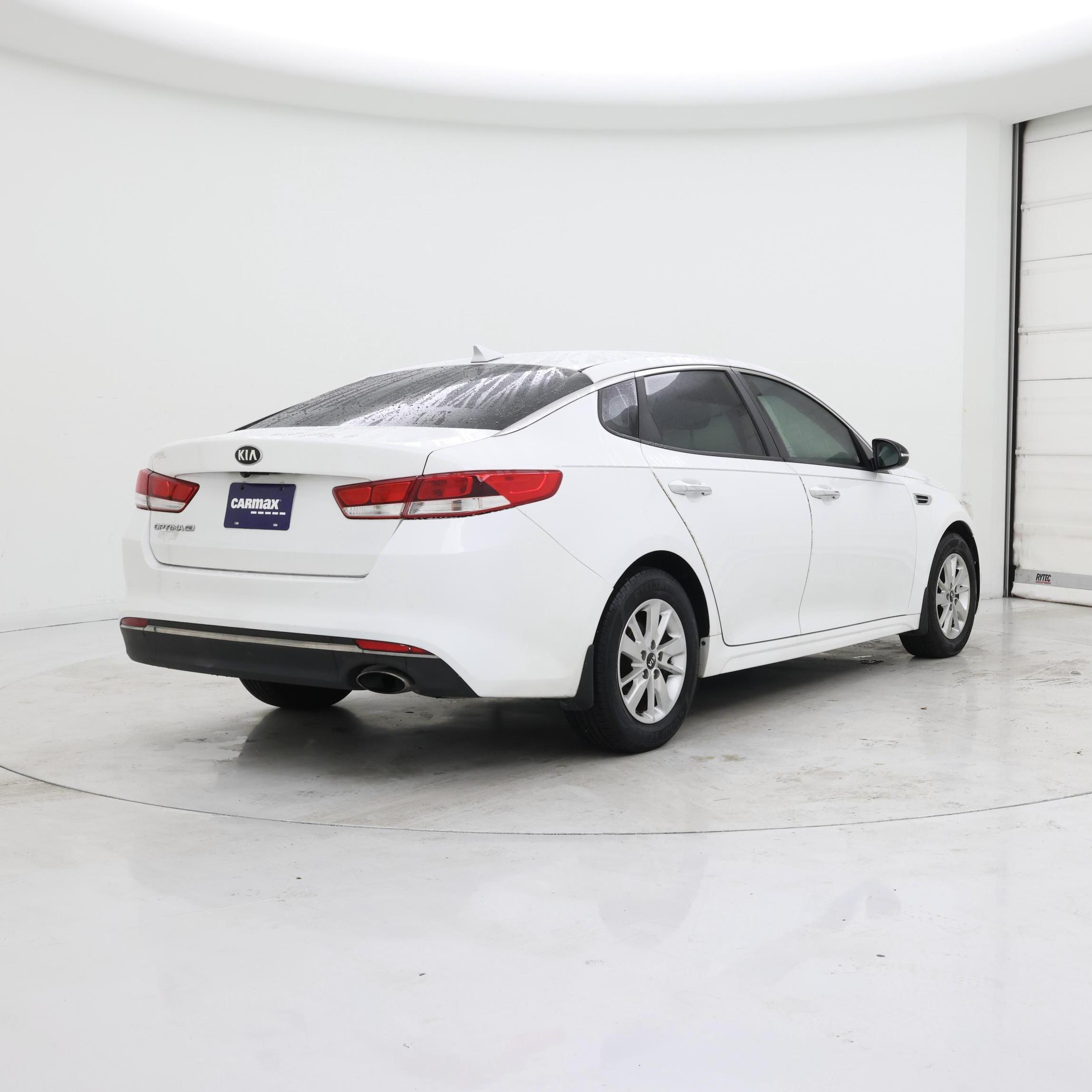 Thumbnail: 2016 Kia Optima - 8