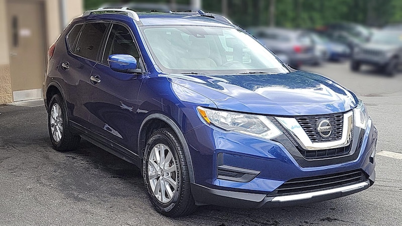 2020 Nissan Rogue SV Hero Image