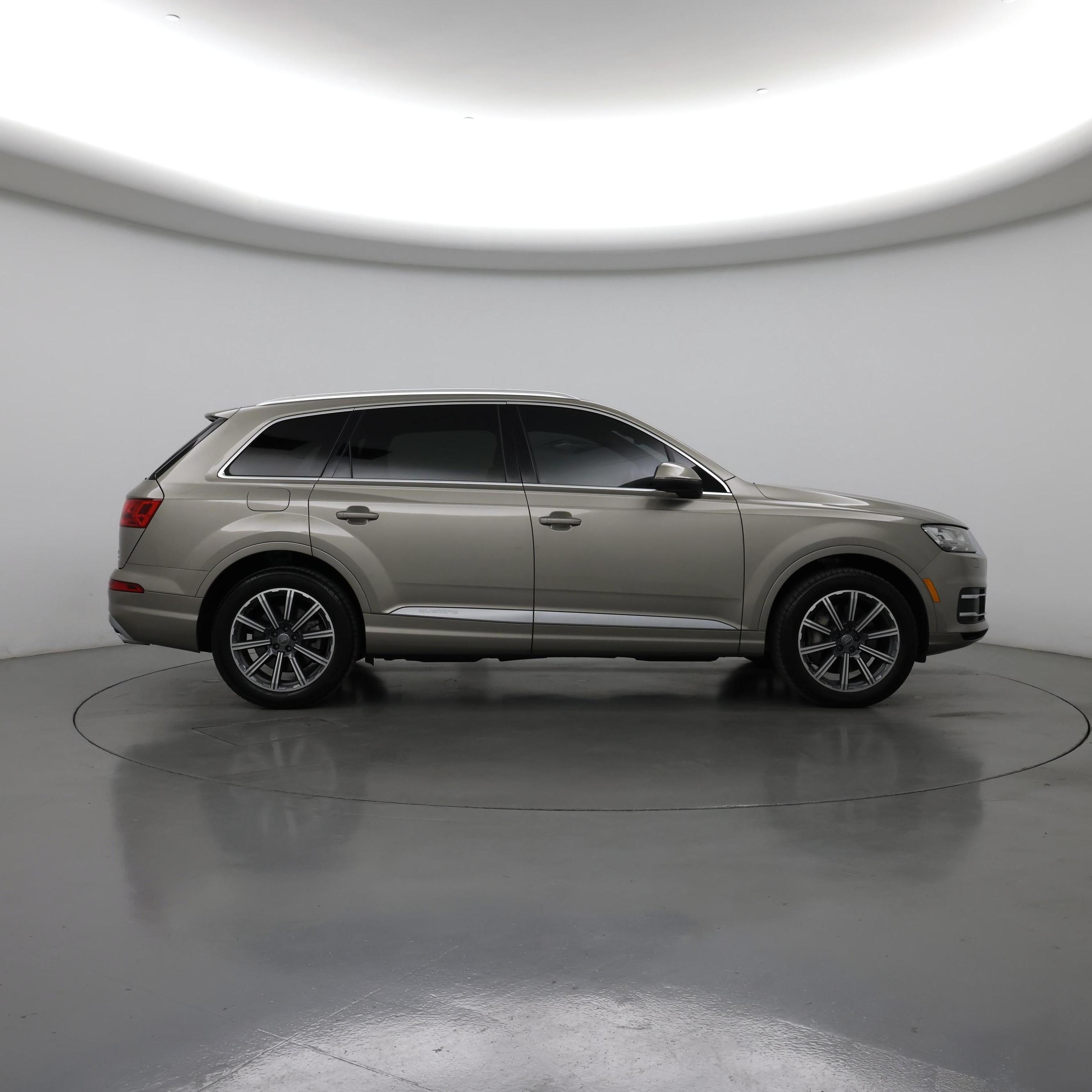 Thumbnail: 2017 Audi Q7 - 7