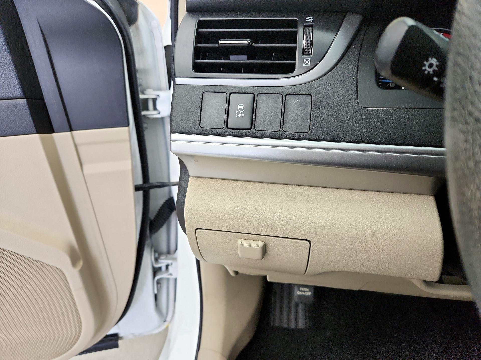 Thumbnail: 2014 Toyota Camry - 13
