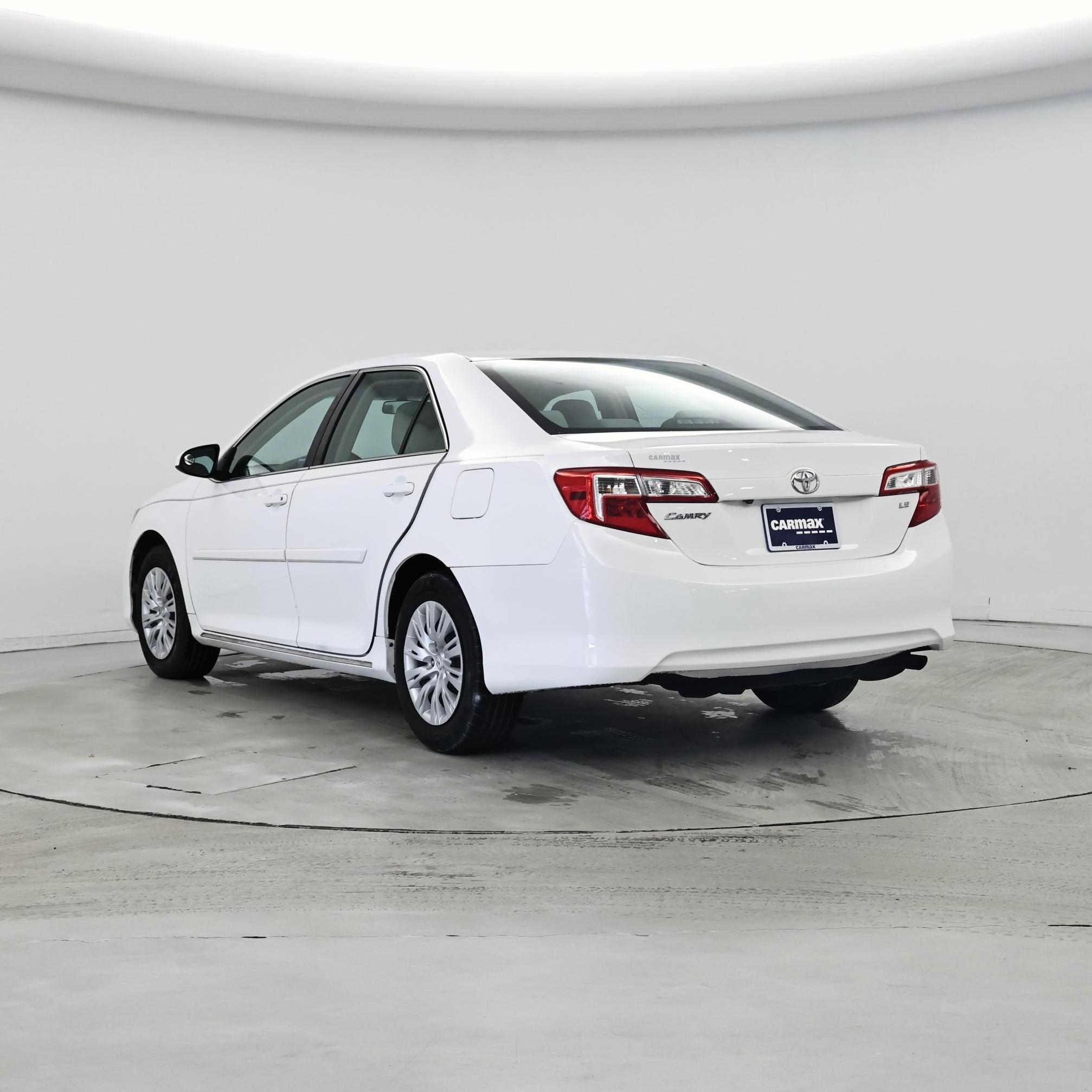 Thumbnail: 2014 Toyota Camry - 2