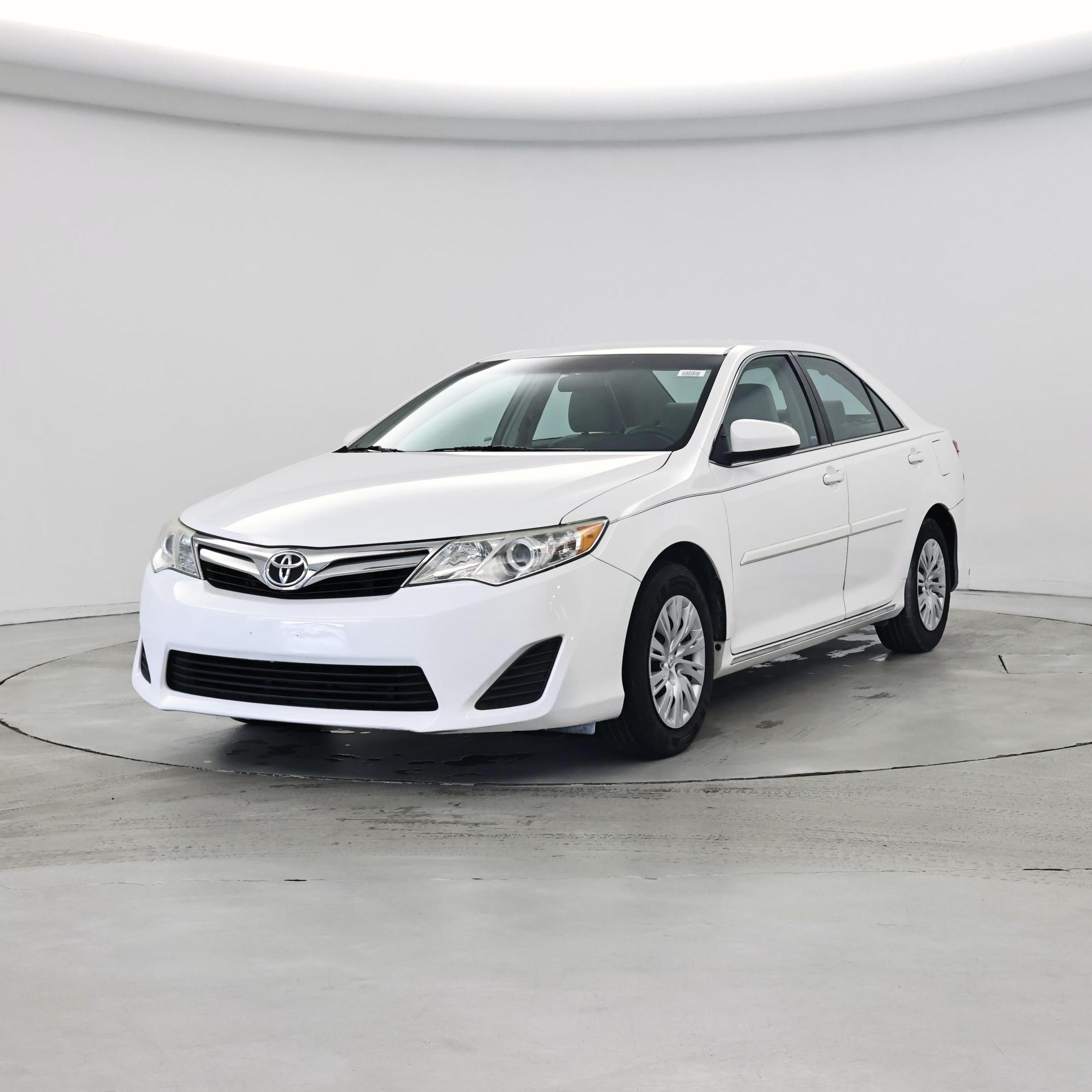 Thumbnail: 2014 Toyota Camry - 4