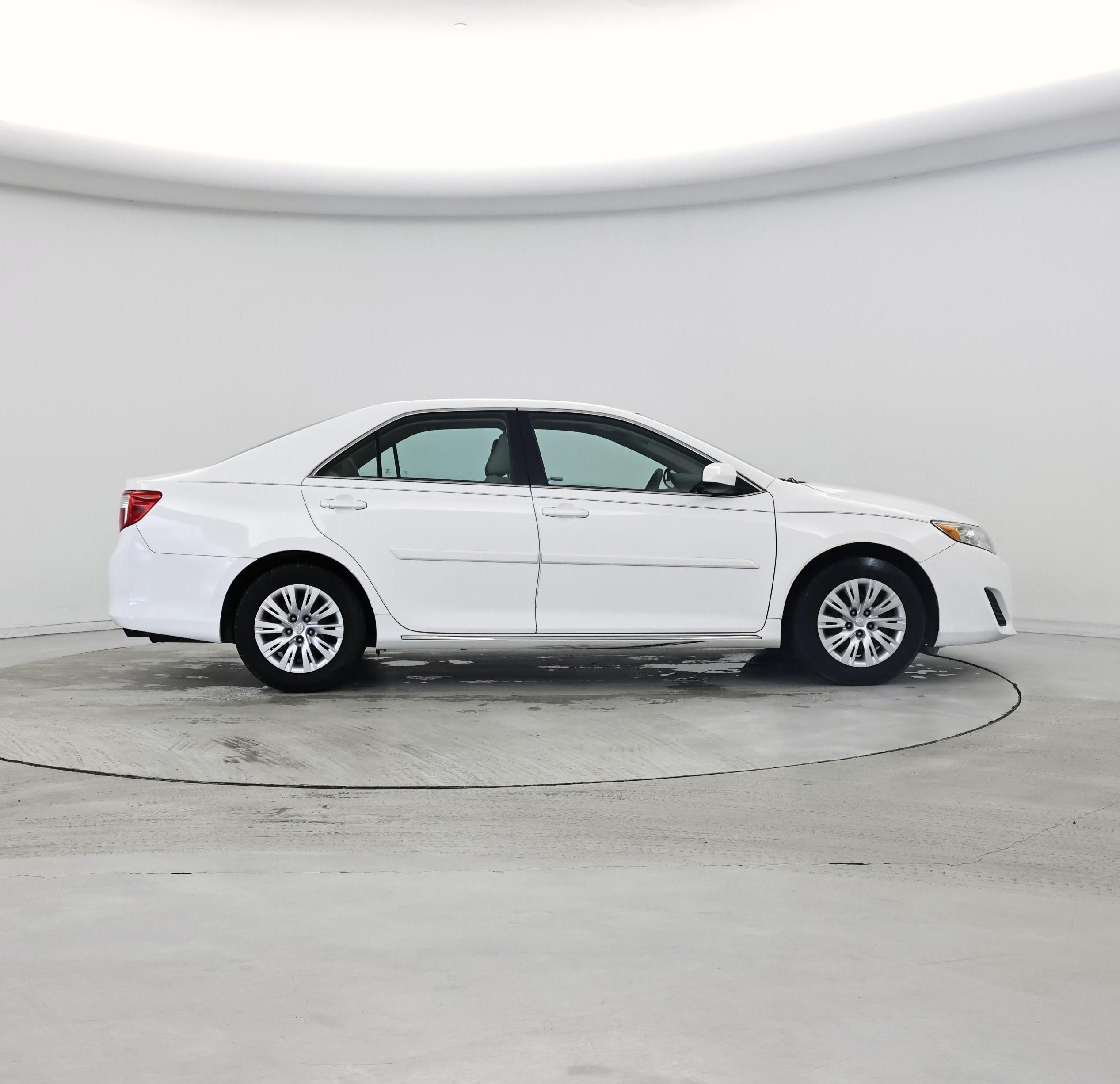 Thumbnail: 2014 Toyota Camry - 7