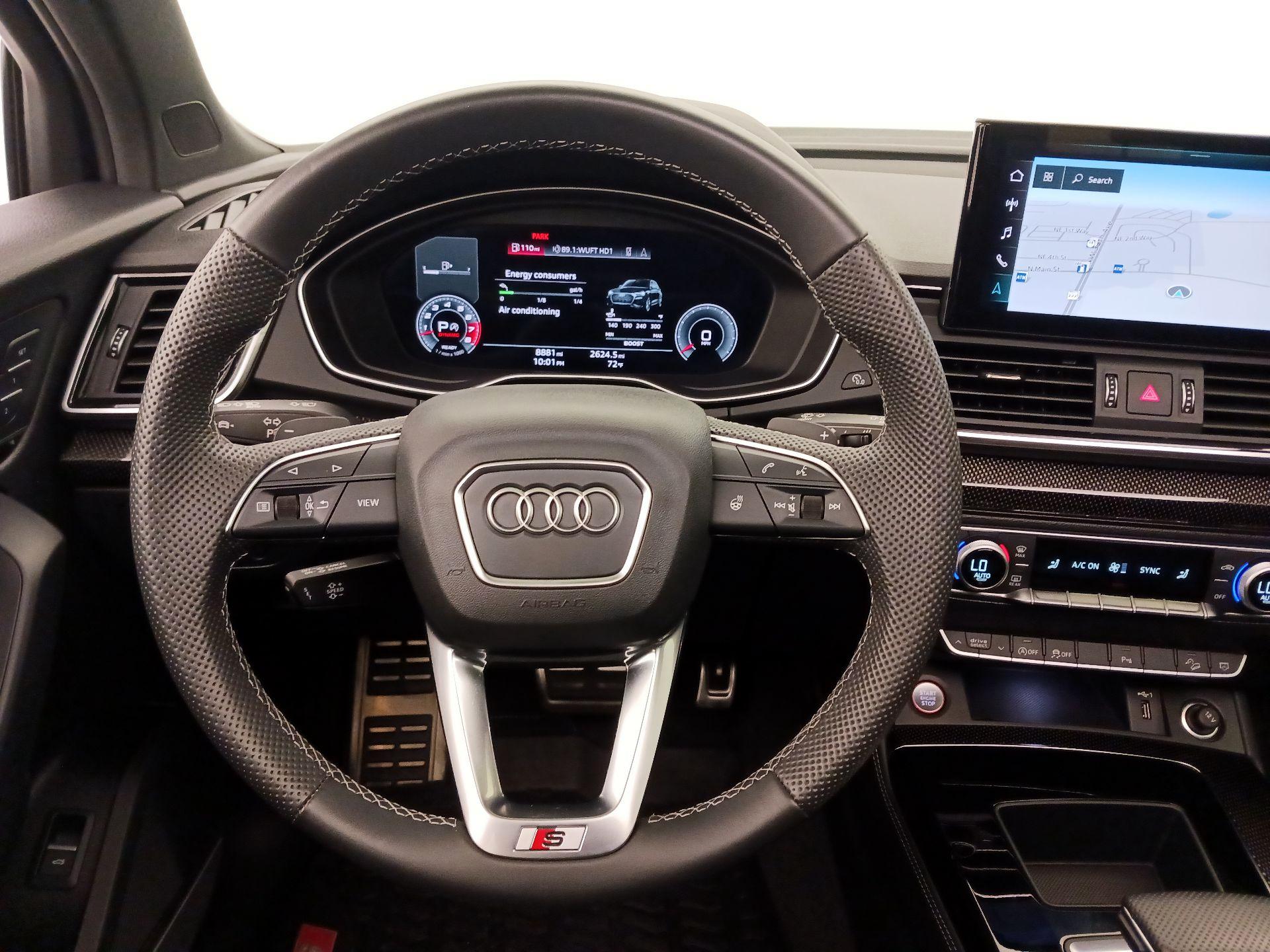 Thumbnail: 2022 Audi SQ5 - 10