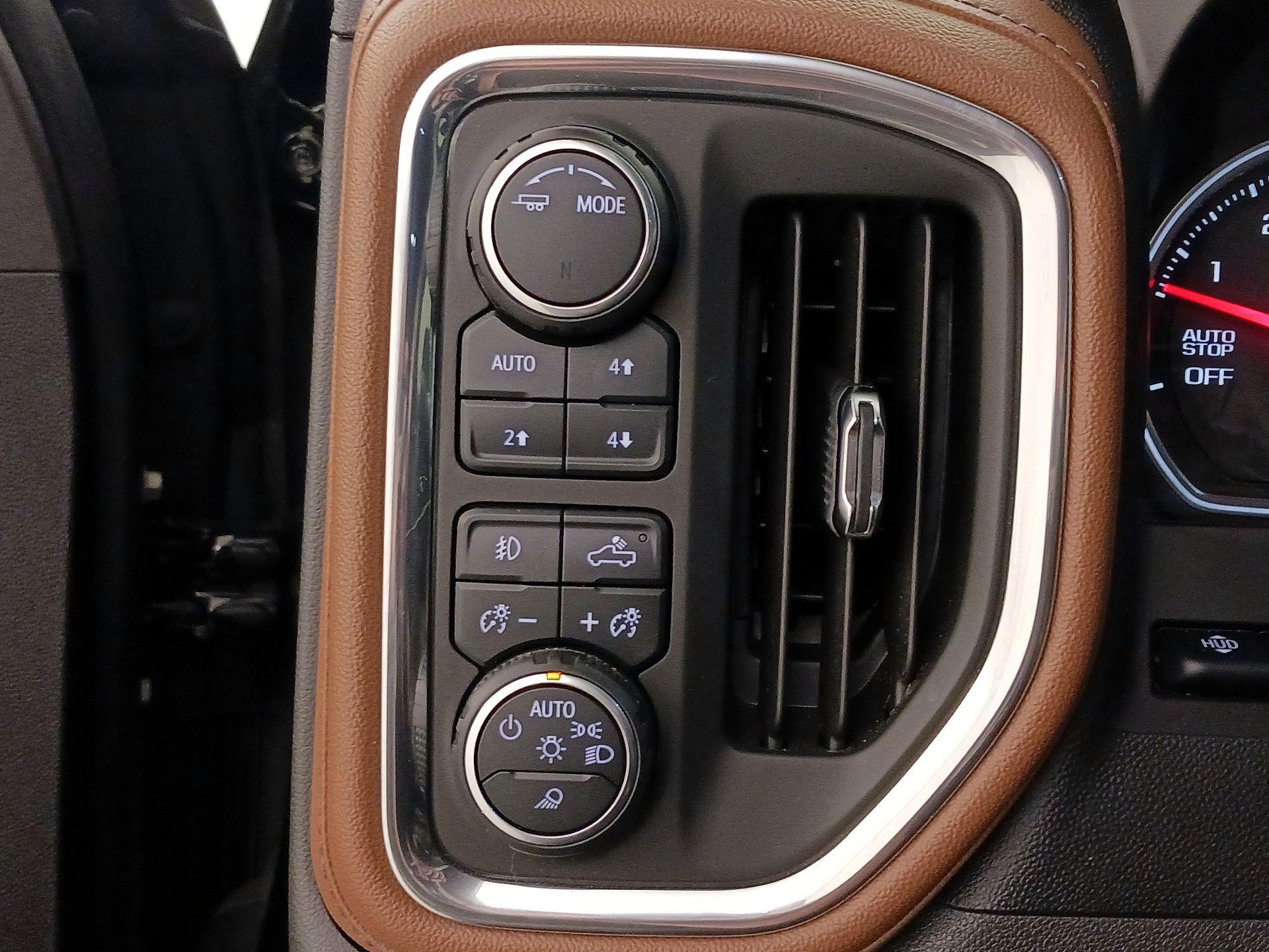 Thumbnail: 2020 Chevrolet Silverado 1500 - 13