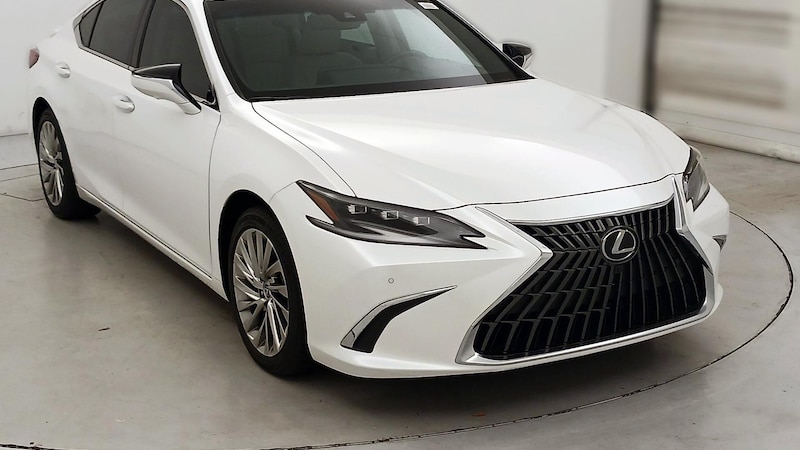 2023 Lexus ES  Hero Image