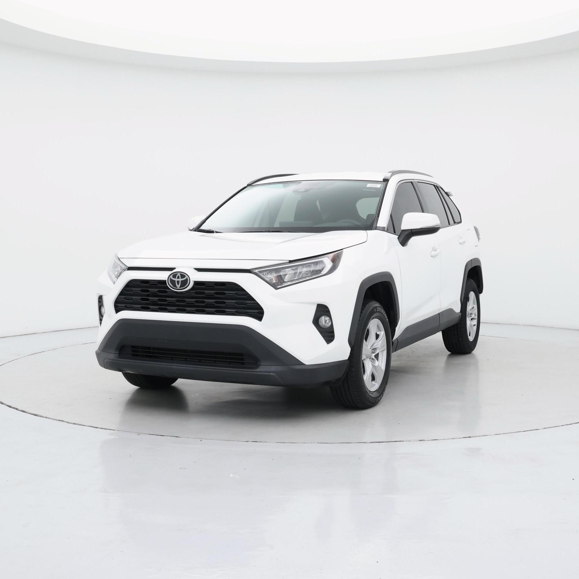 Thumbnail: 2021 Toyota RAV4 - 4