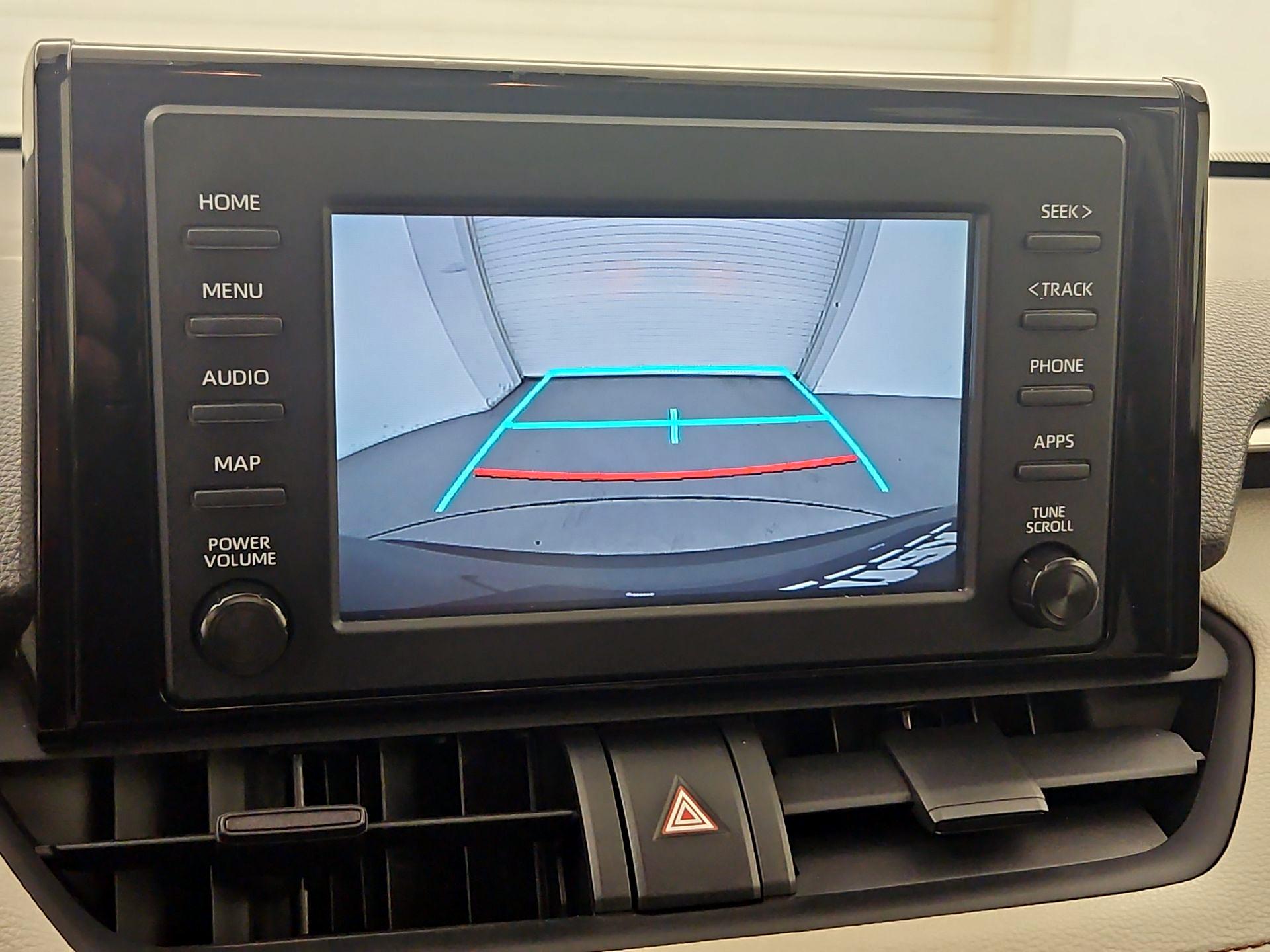 Thumbnail: 2019 Toyota RAV4 - 14