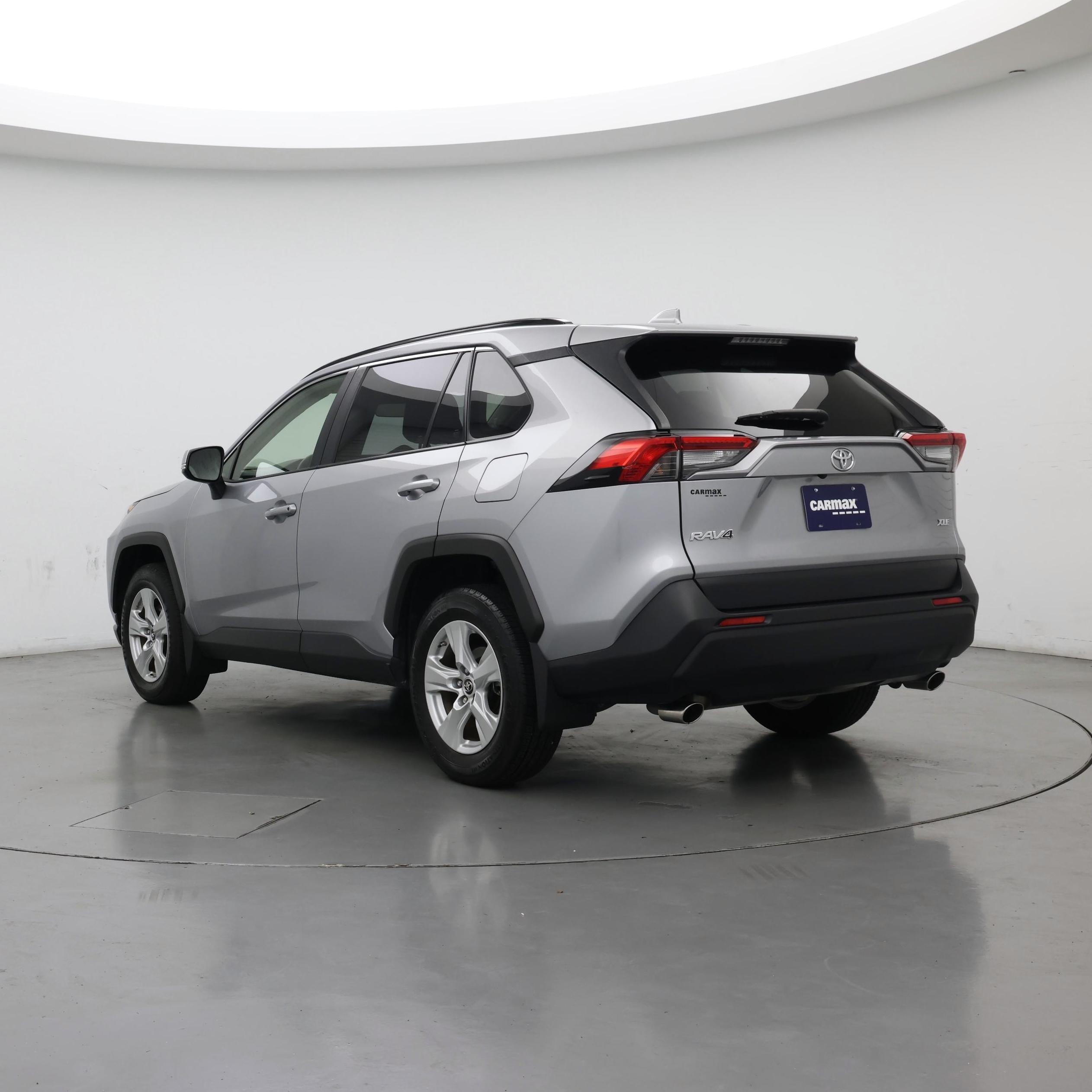 Thumbnail: 2019 Toyota RAV4 - 2
