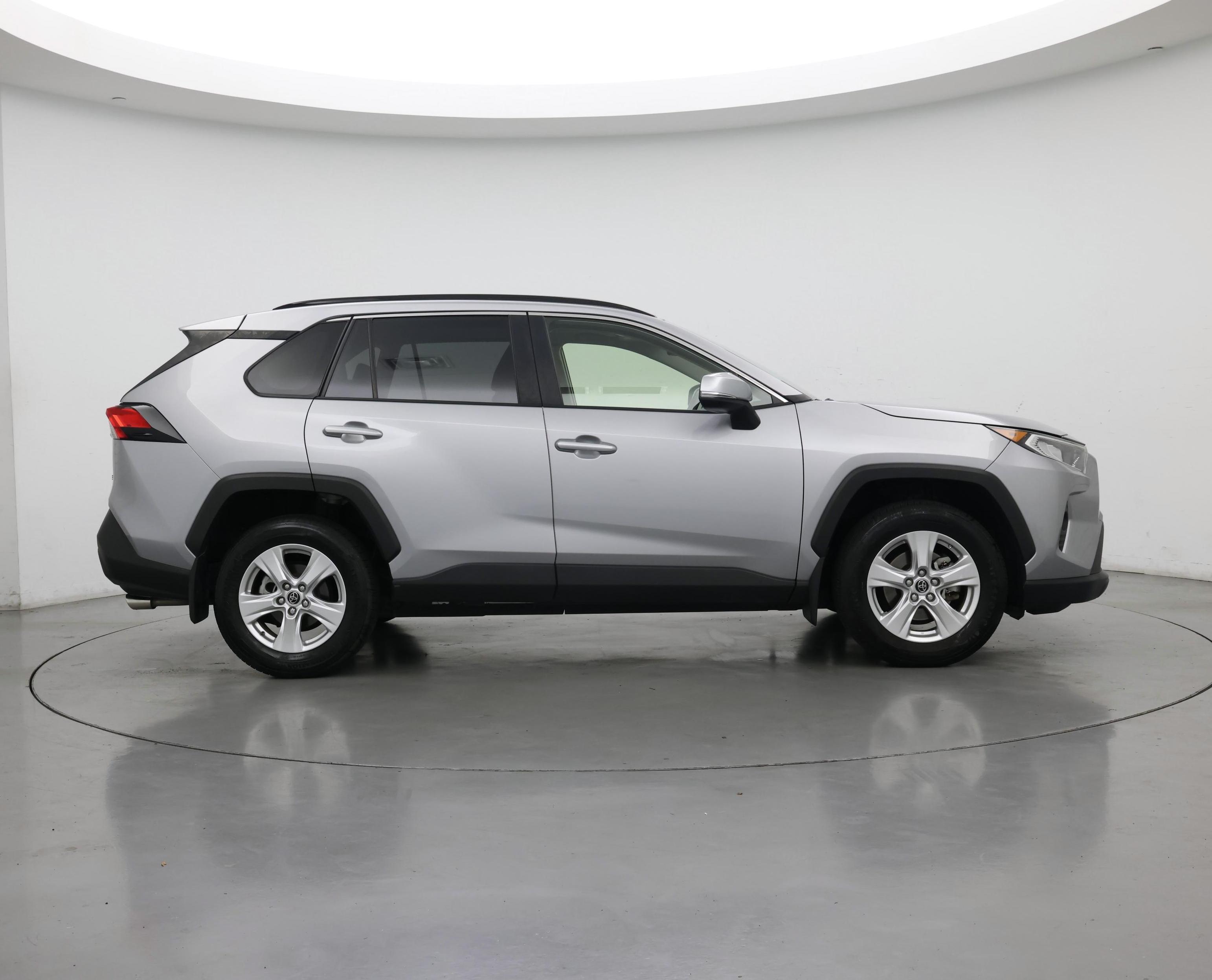 Thumbnail: 2019 Toyota RAV4 - 7