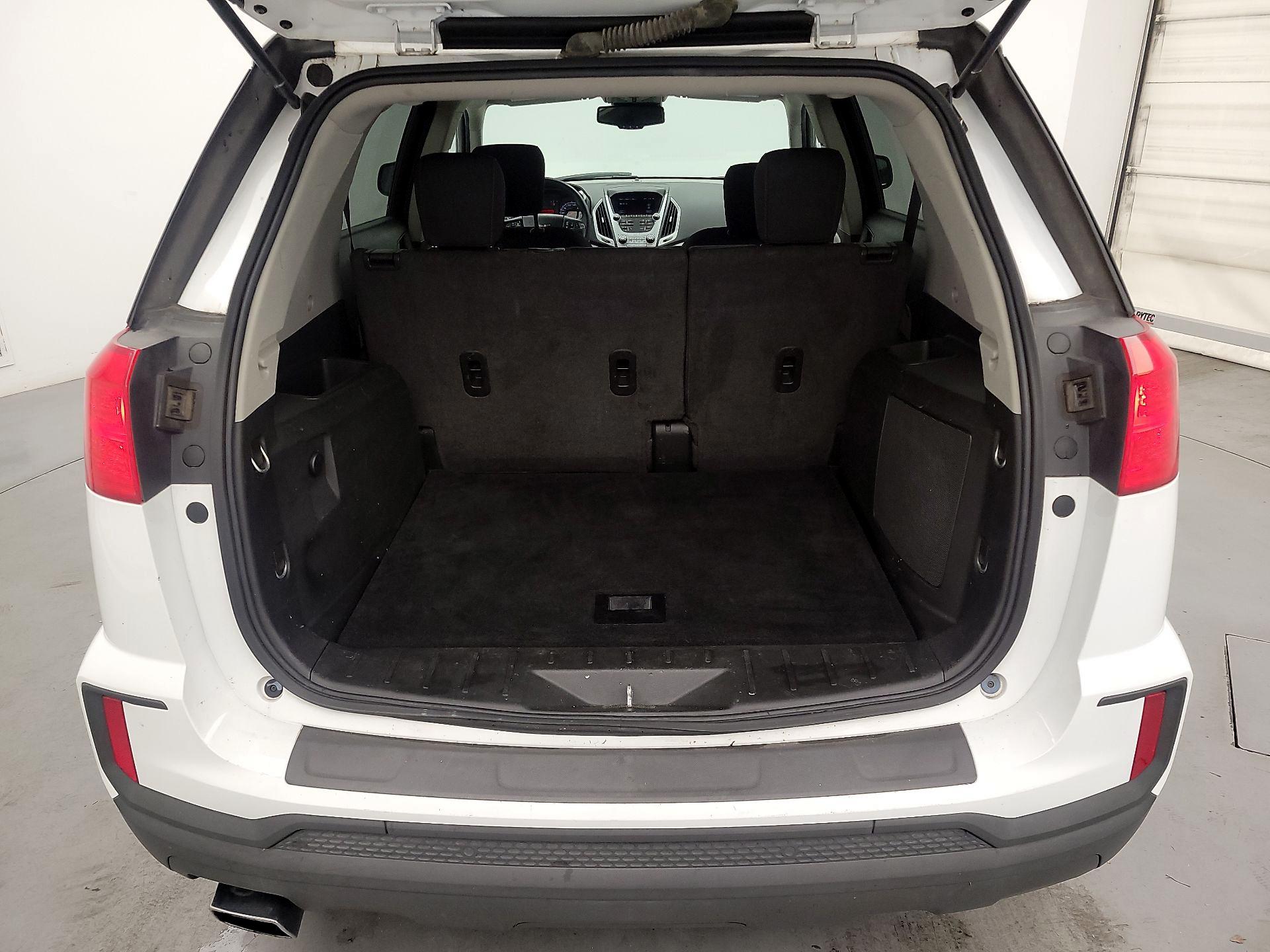 Thumbnail: 2017 GMC Terrain - 18
