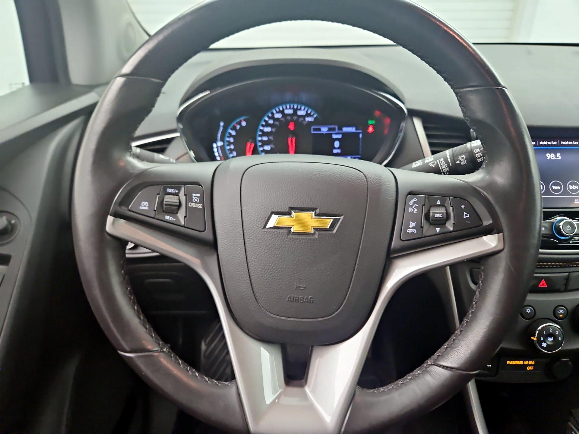 Thumbnail: 2020 Chevrolet Trax - 10