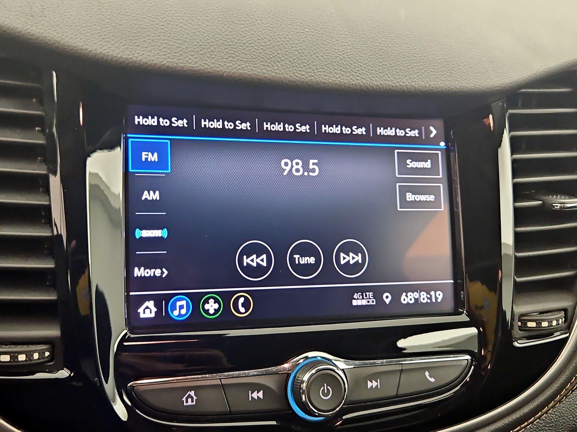 Thumbnail: 2020 Chevrolet Trax - 15