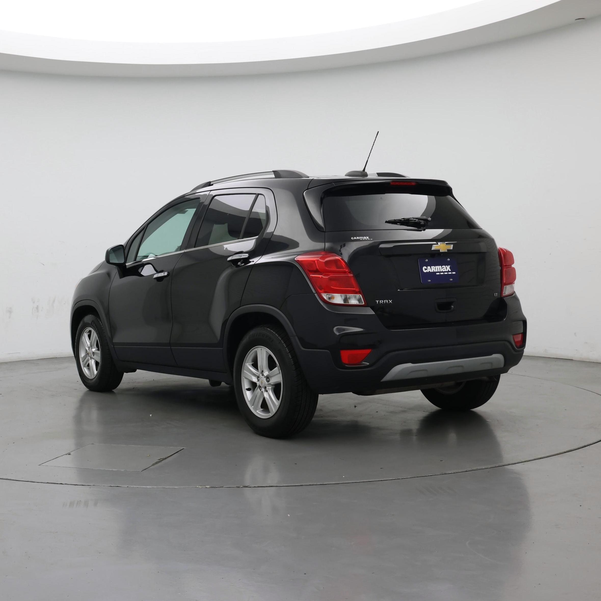 Thumbnail: 2020 Chevrolet Trax - 2