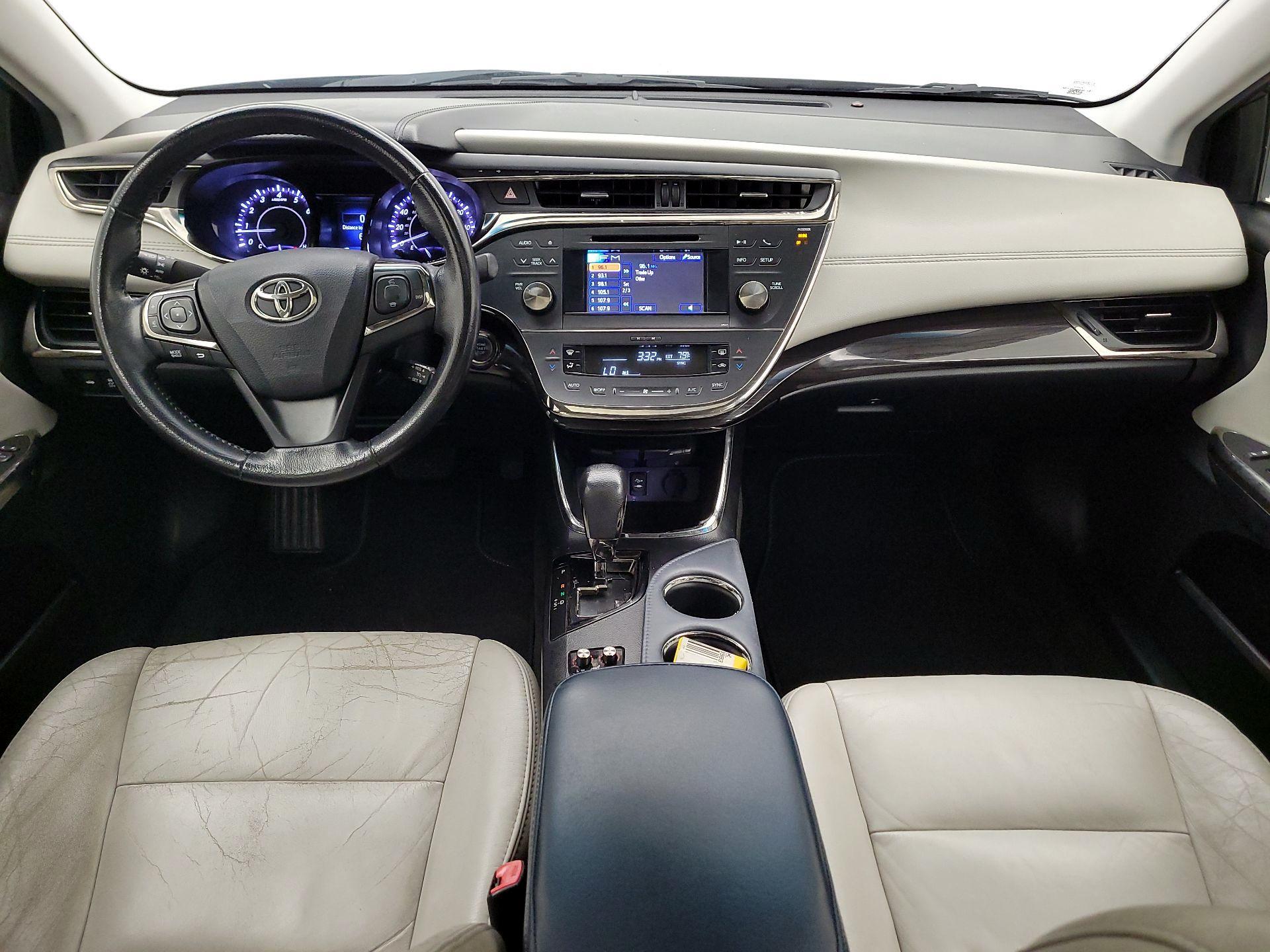 Thumbnail: 2013 Toyota Avalon - 9