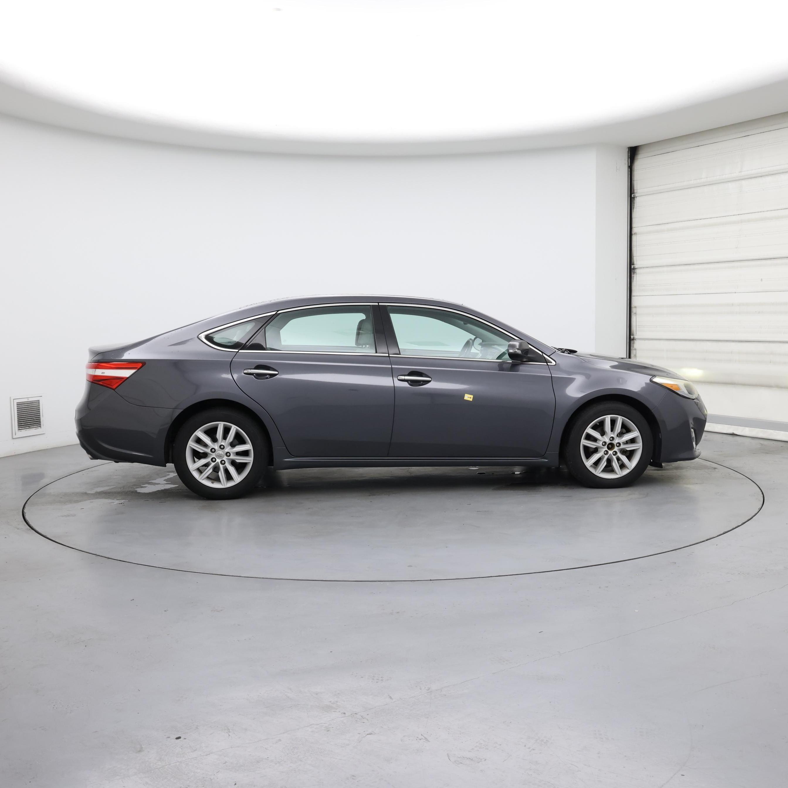 Thumbnail: 2013 Toyota Avalon - 7