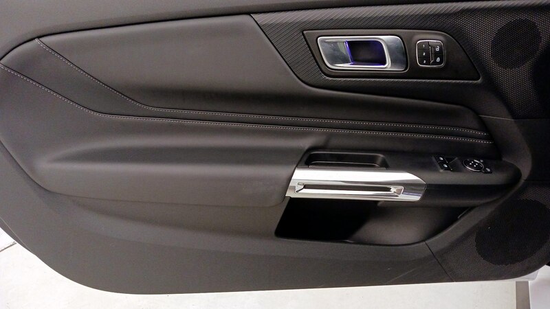 2024 Ford Mustang  10