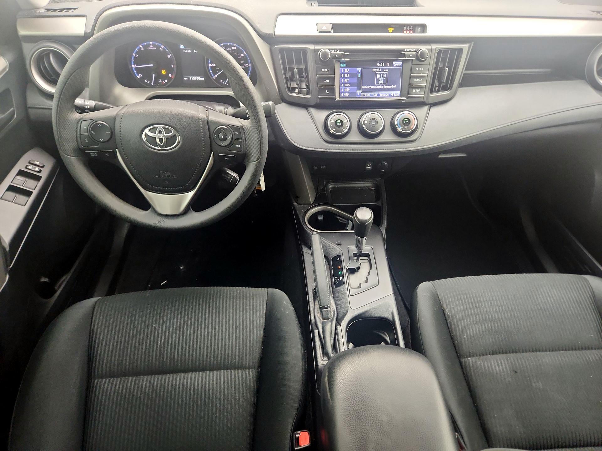 Thumbnail: 2017 Toyota RAV4 - 9
