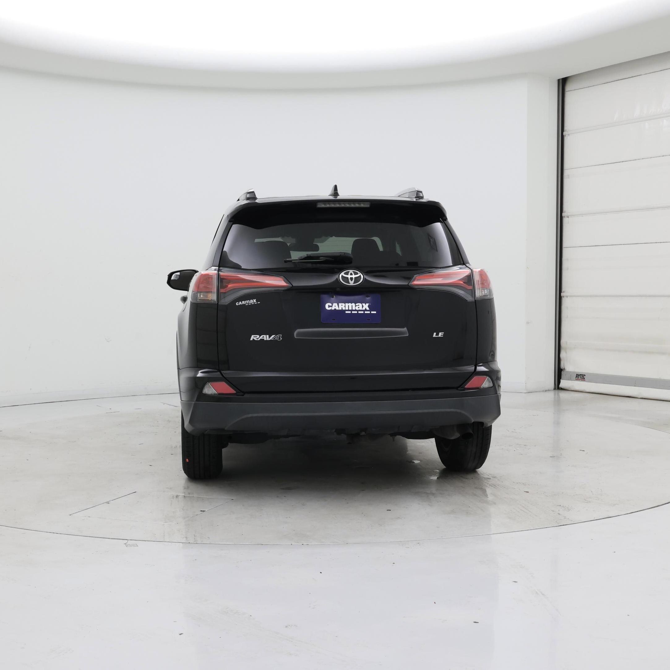 Thumbnail: 2017 Toyota RAV4 - 6