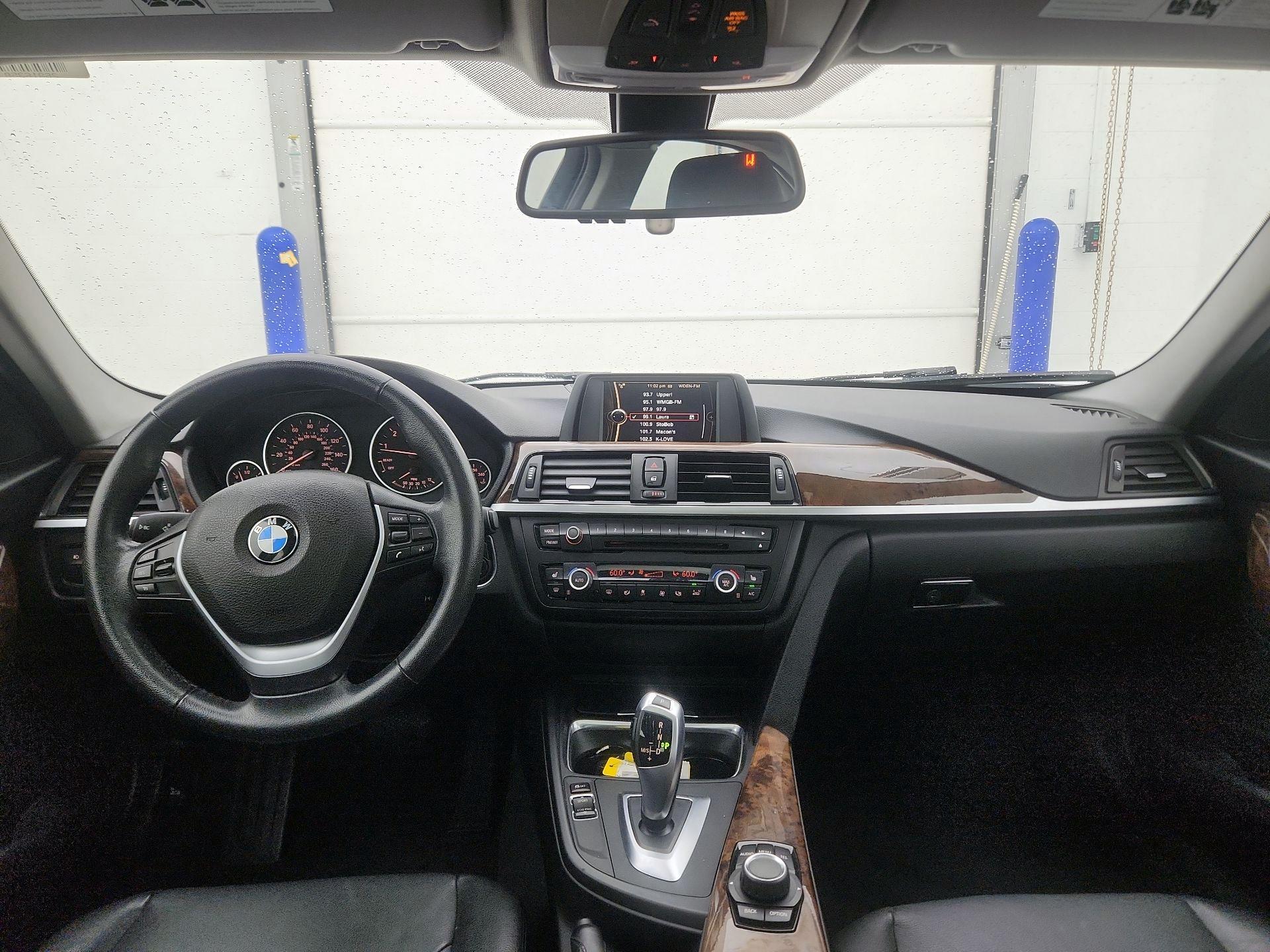 Thumbnail: 2014 BMW 3 Series - 9