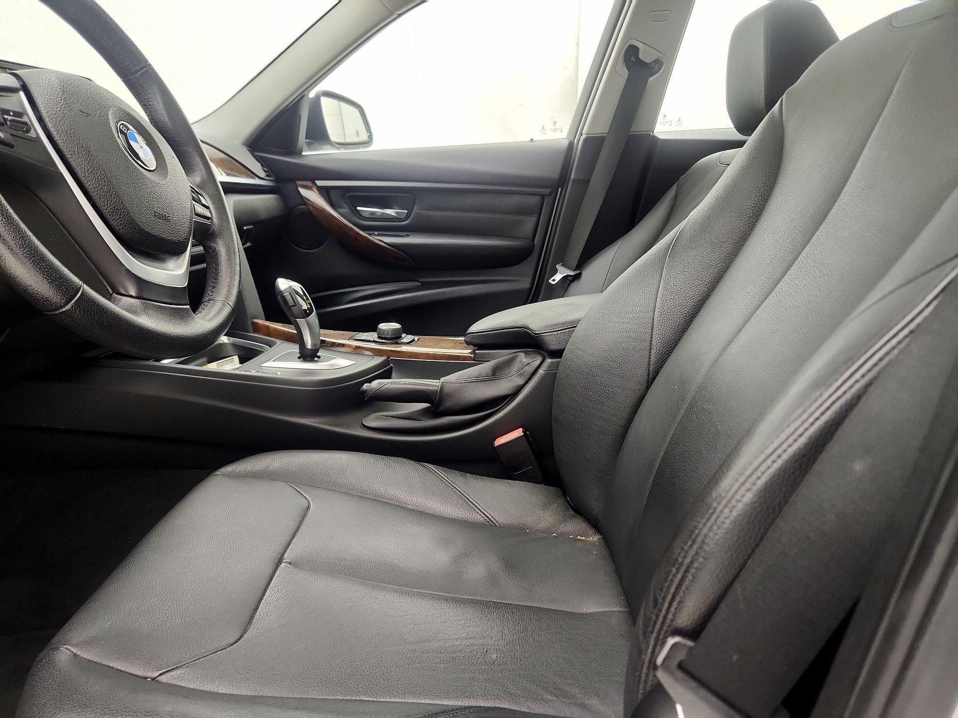 Thumbnail: 2014 BMW 3 Series - 11