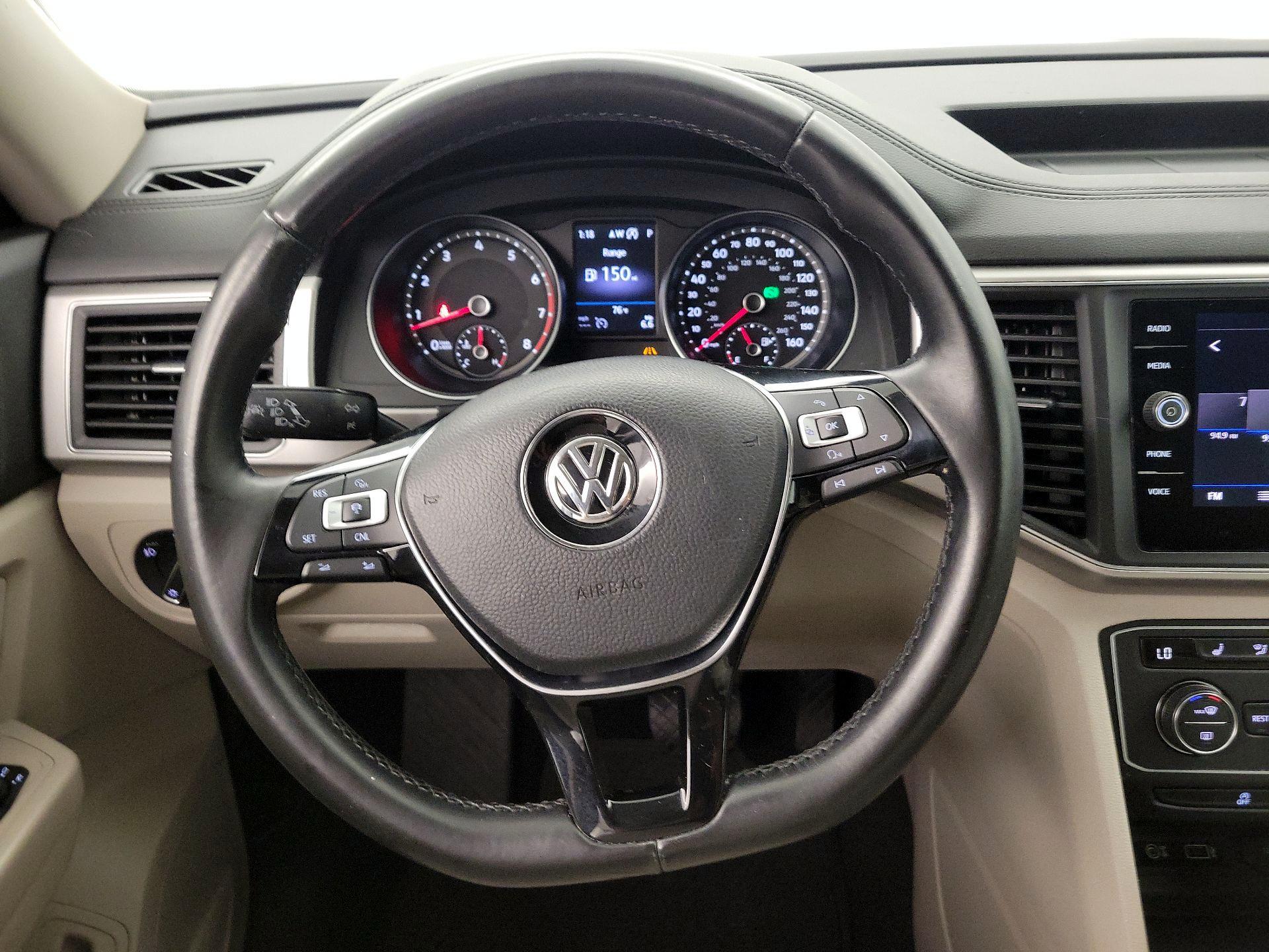 Thumbnail: 2018 Volkswagen Atlas - 10