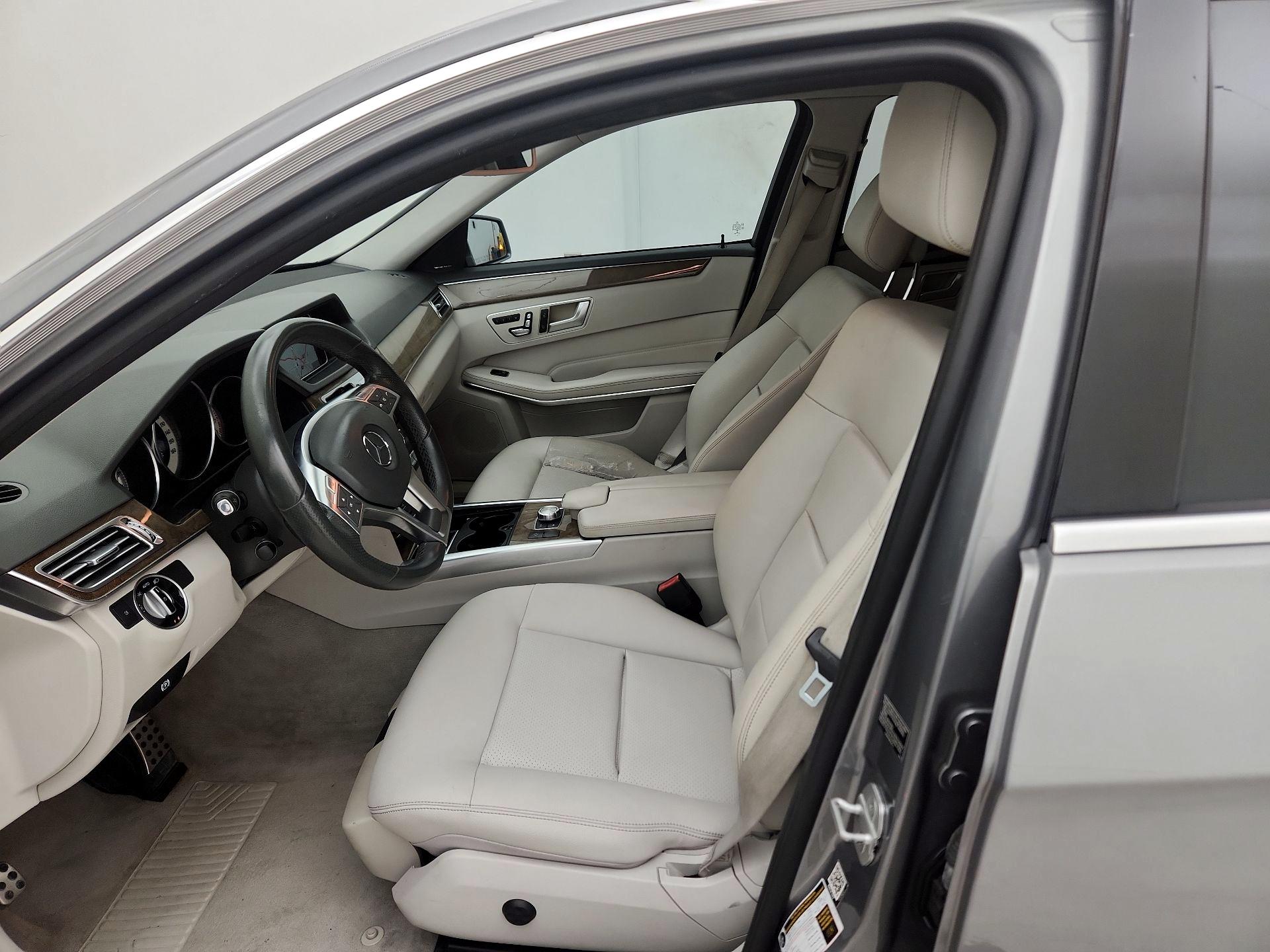 Thumbnail: 2014 Mercedes-Benz E-Class - 11