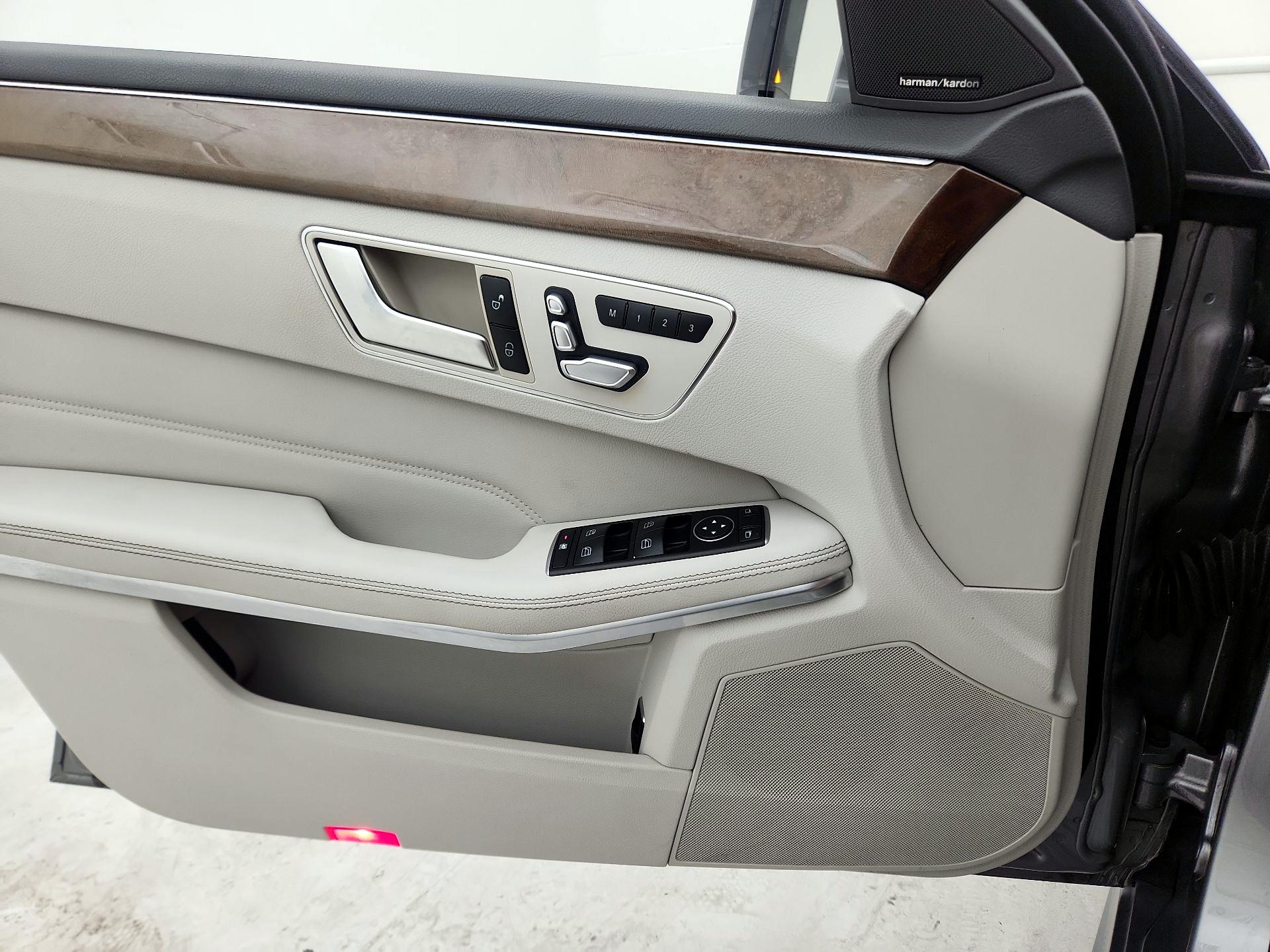 Thumbnail: 2014 Mercedes-Benz E-Class - 12