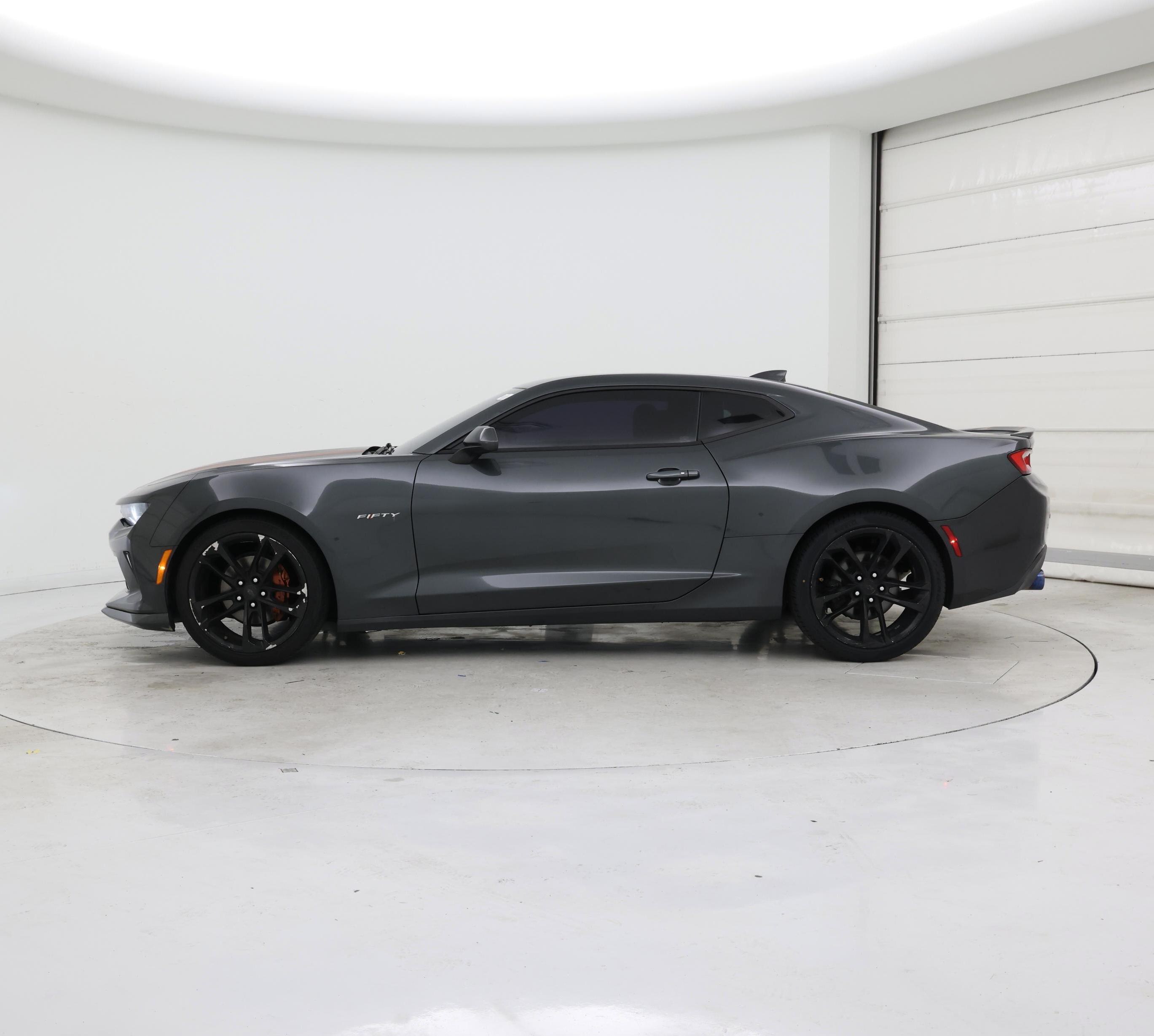 Thumbnail: 2017 Chevrolet Camaro - 3