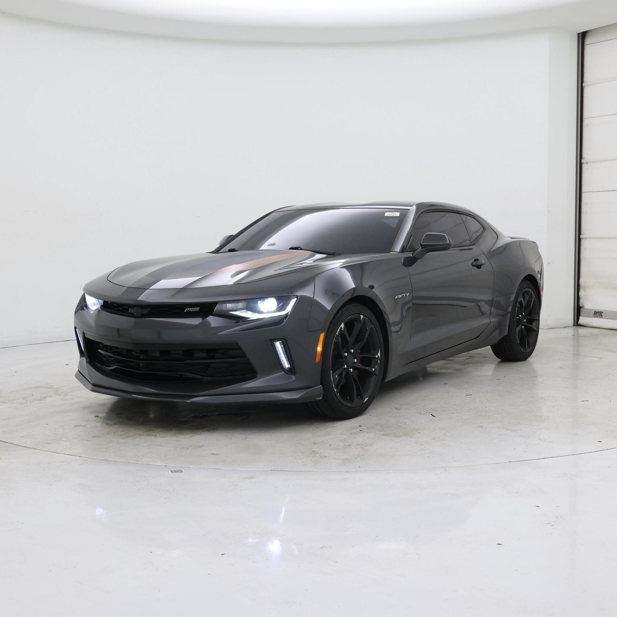 Thumbnail: 2017 Chevrolet Camaro - 4