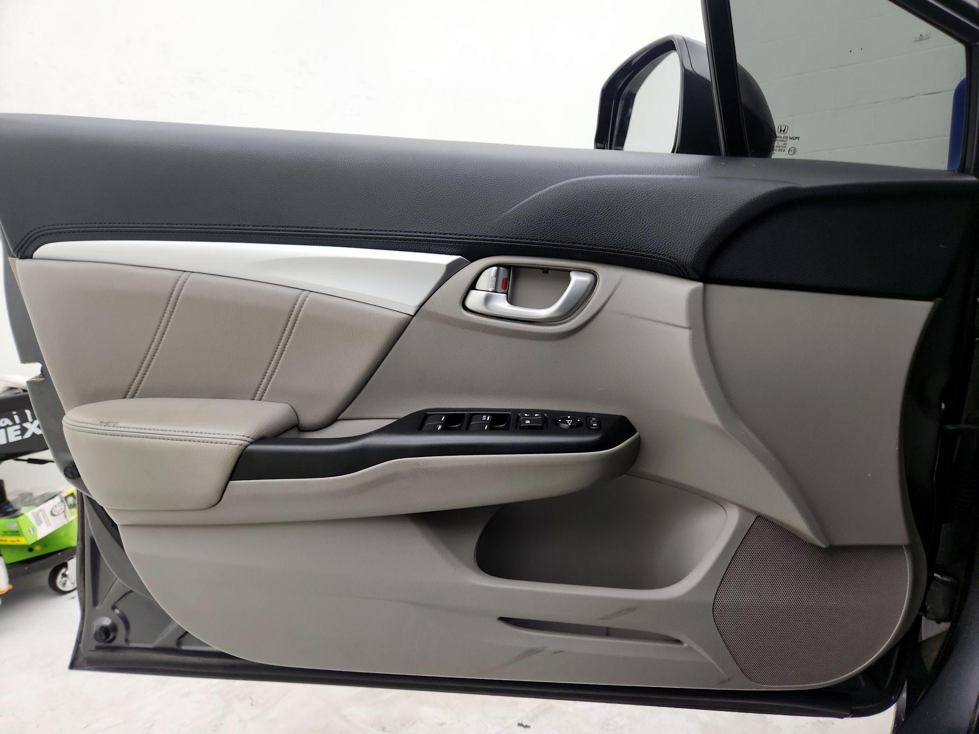 Thumbnail: 2013 Honda Civic - 12