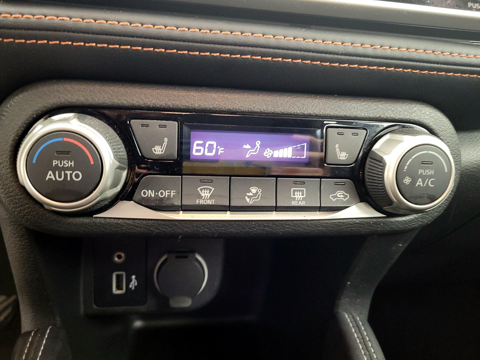 Thumbnail: 2019 Nissan Kicks - 14
