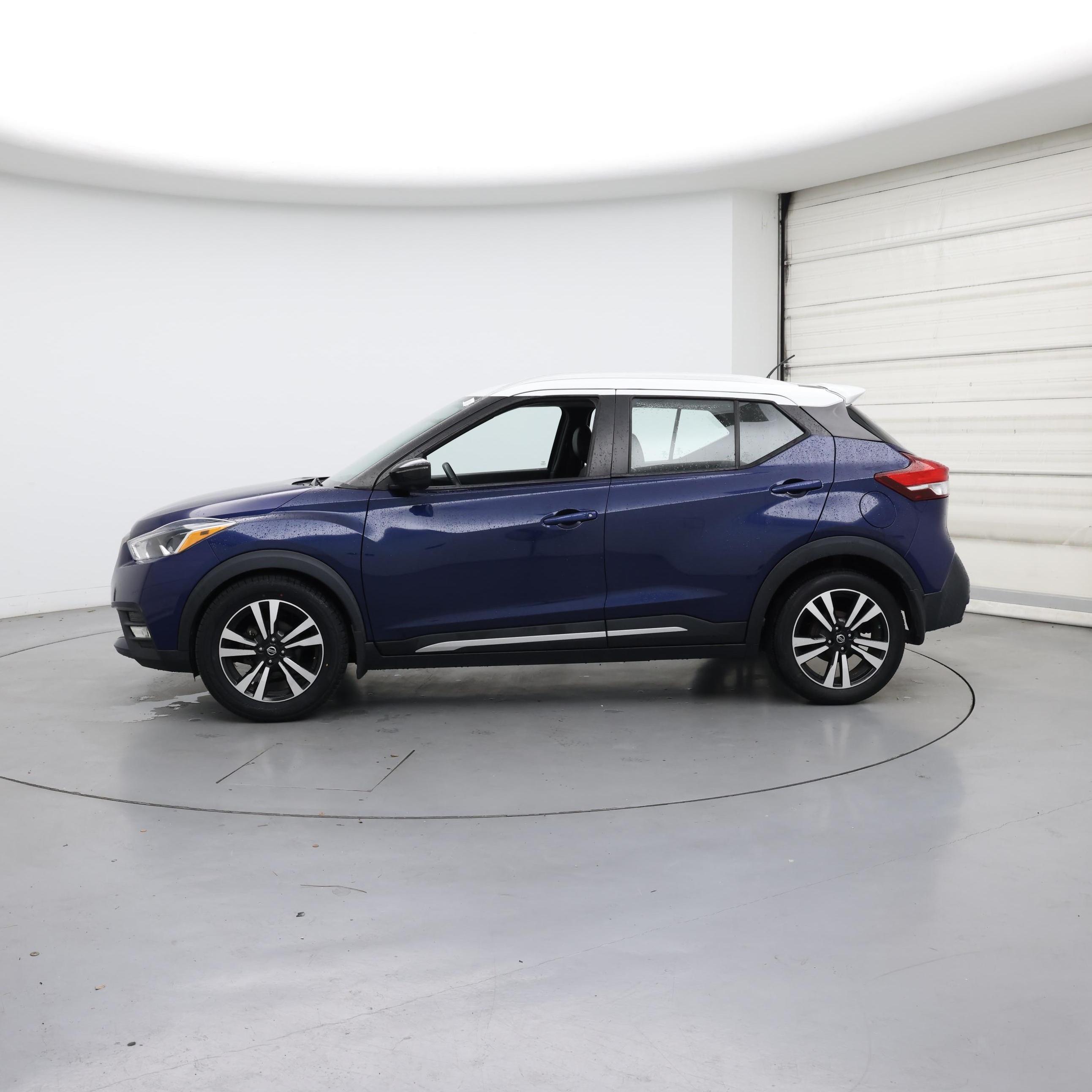 Thumbnail: 2019 Nissan Kicks - 3