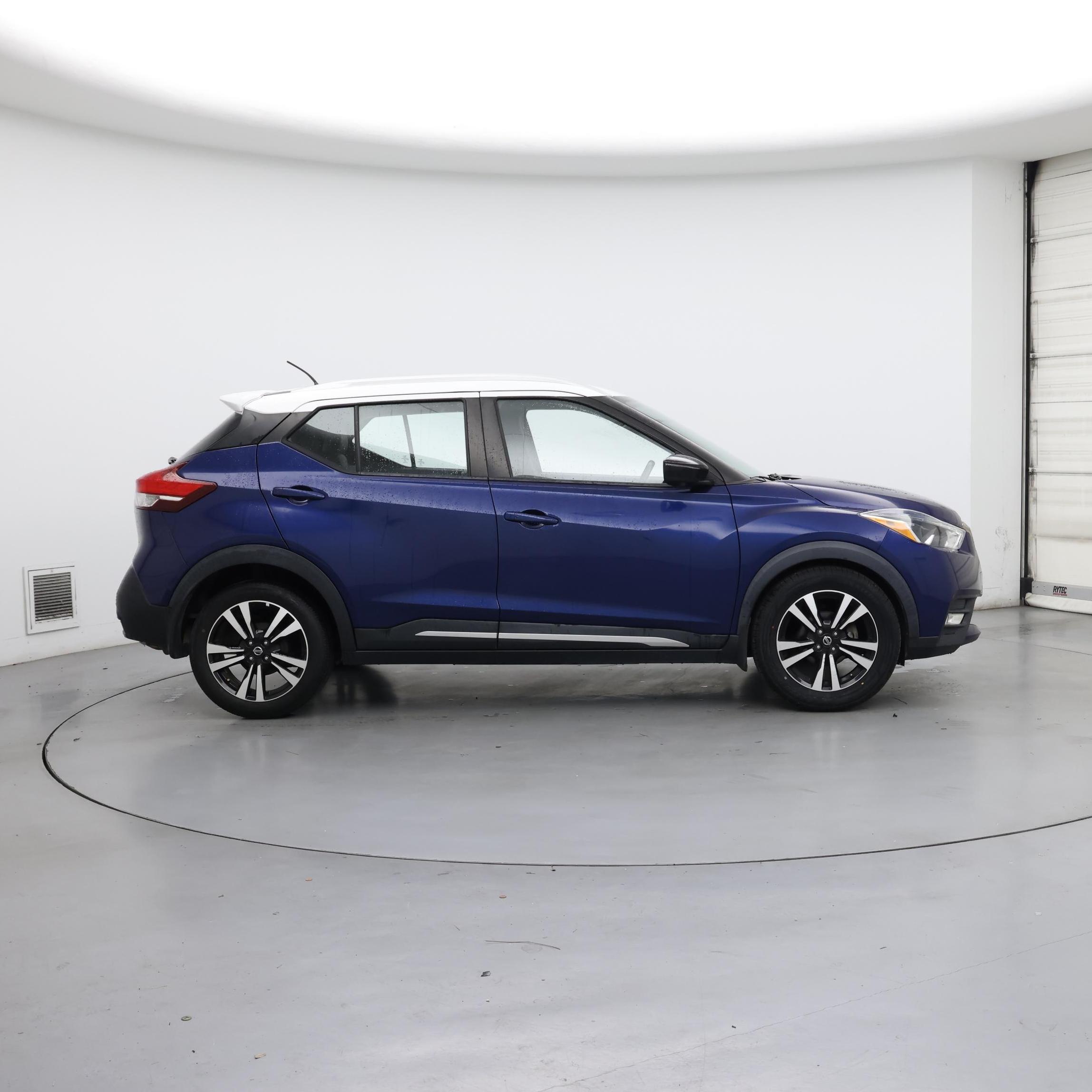 Thumbnail: 2019 Nissan Kicks - 7